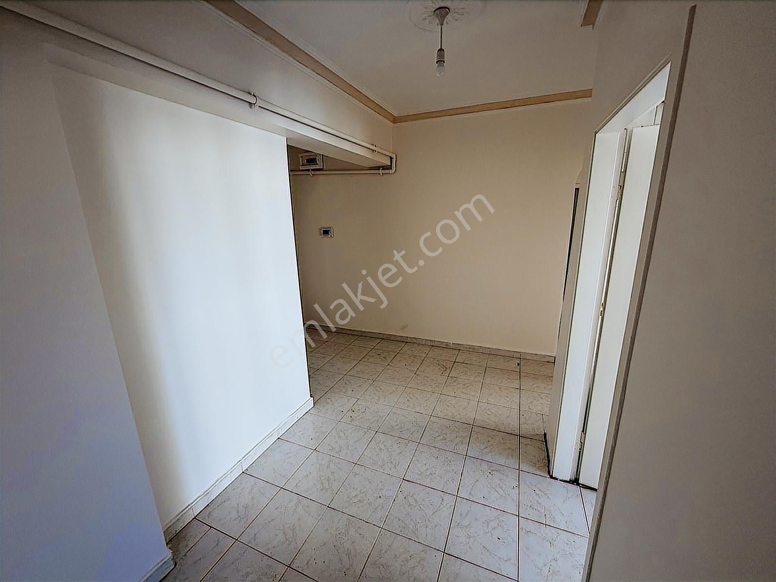 Bademlikte Temiz 3+1 Kiralık Daire - Görsel 8