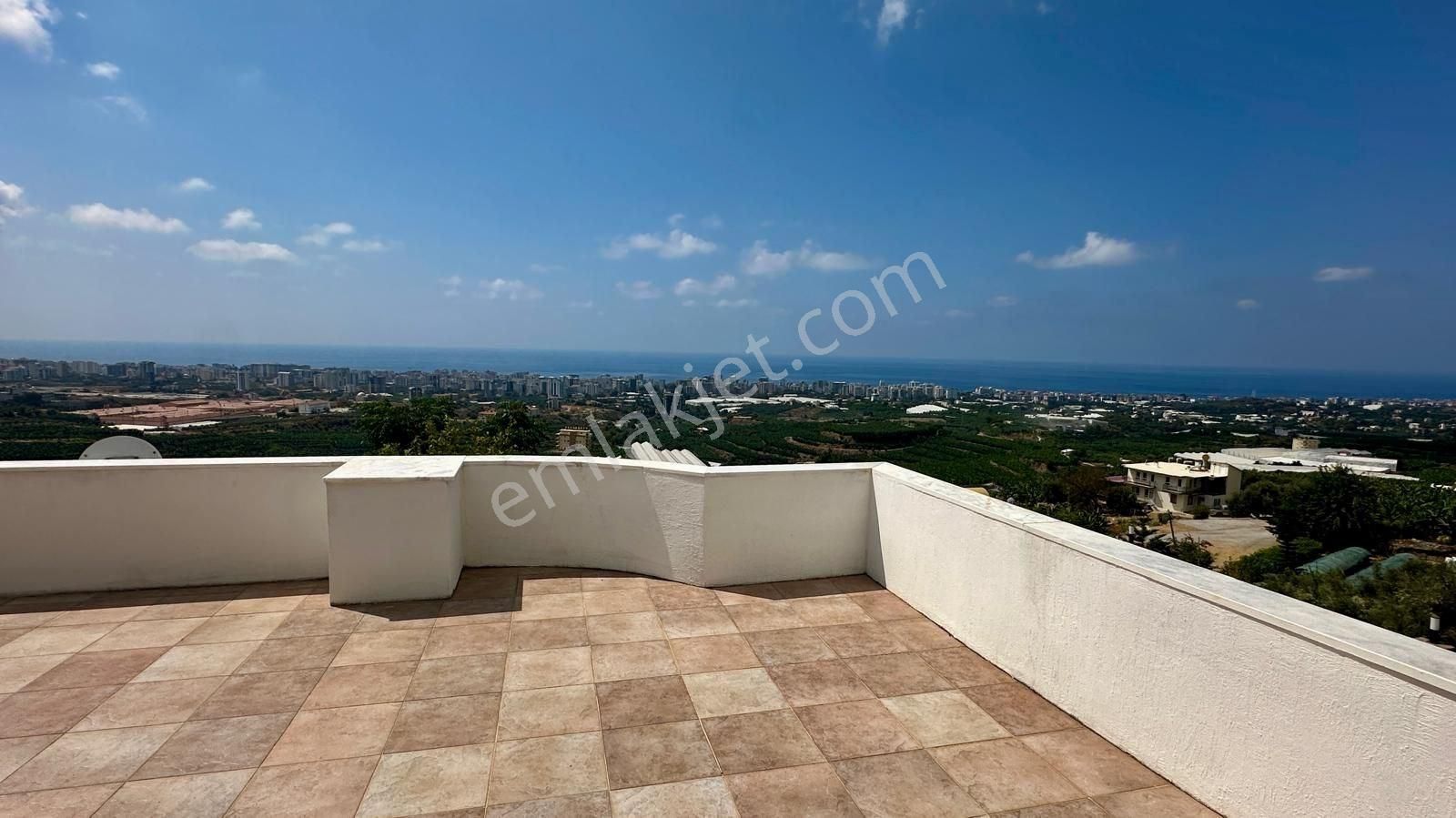 Alanya Mahmutlar’da Doğayla İç İçe, Denize Yakın 4+1 Lüks Villa - Görsel 21