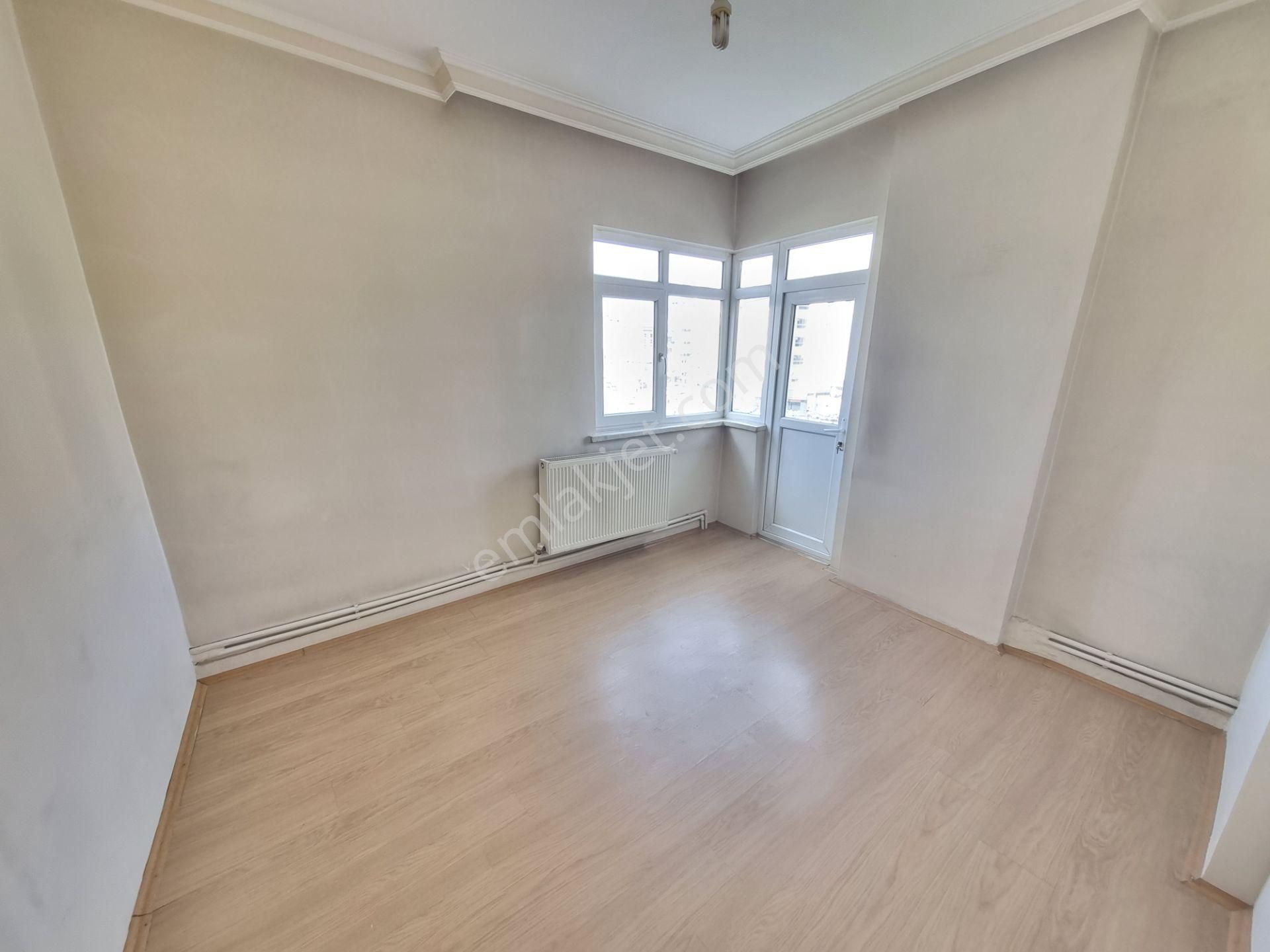 İvedik Cadde Üzeri-asansörlü-metroya 16 Dk Yürüme Mesafesinde 3+1 Kiralık Daire - Görsel 6