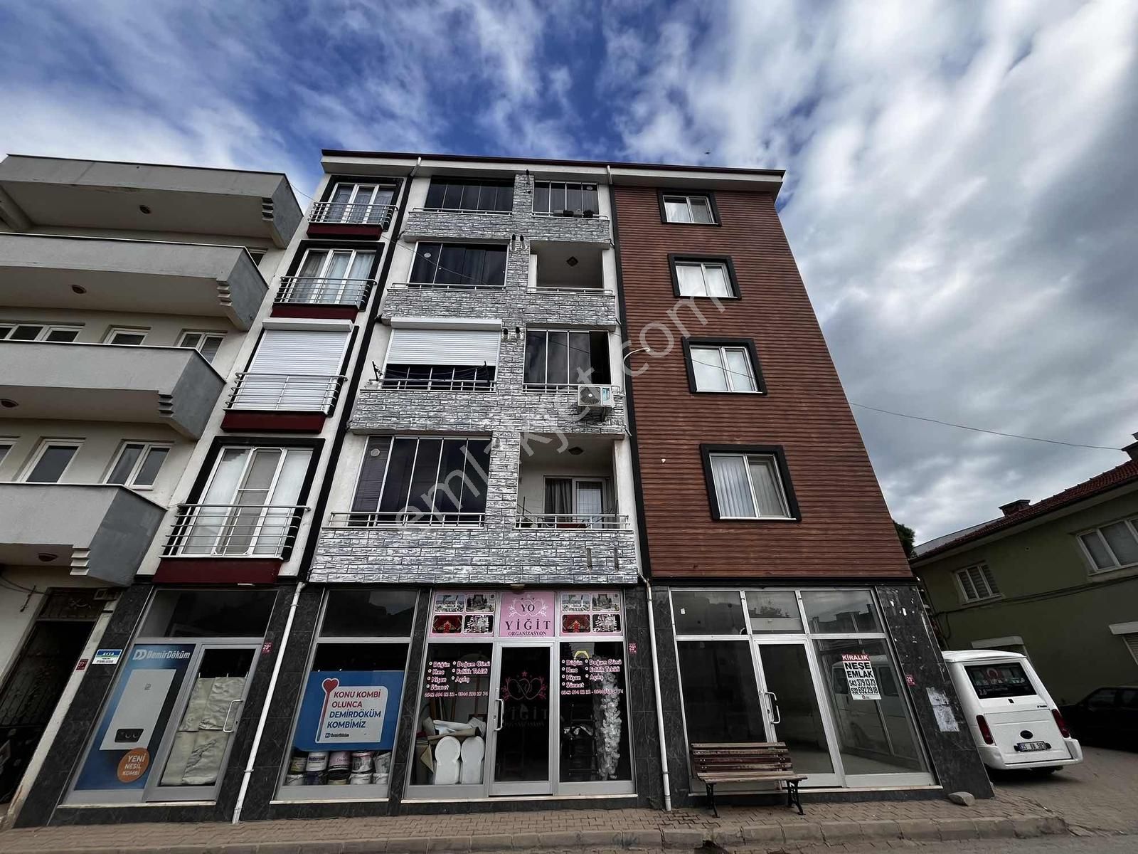 Esnaf Emlaktan Gömeç İn Tam Kalbinde 1+1 Satılık Daire - Görsel 22