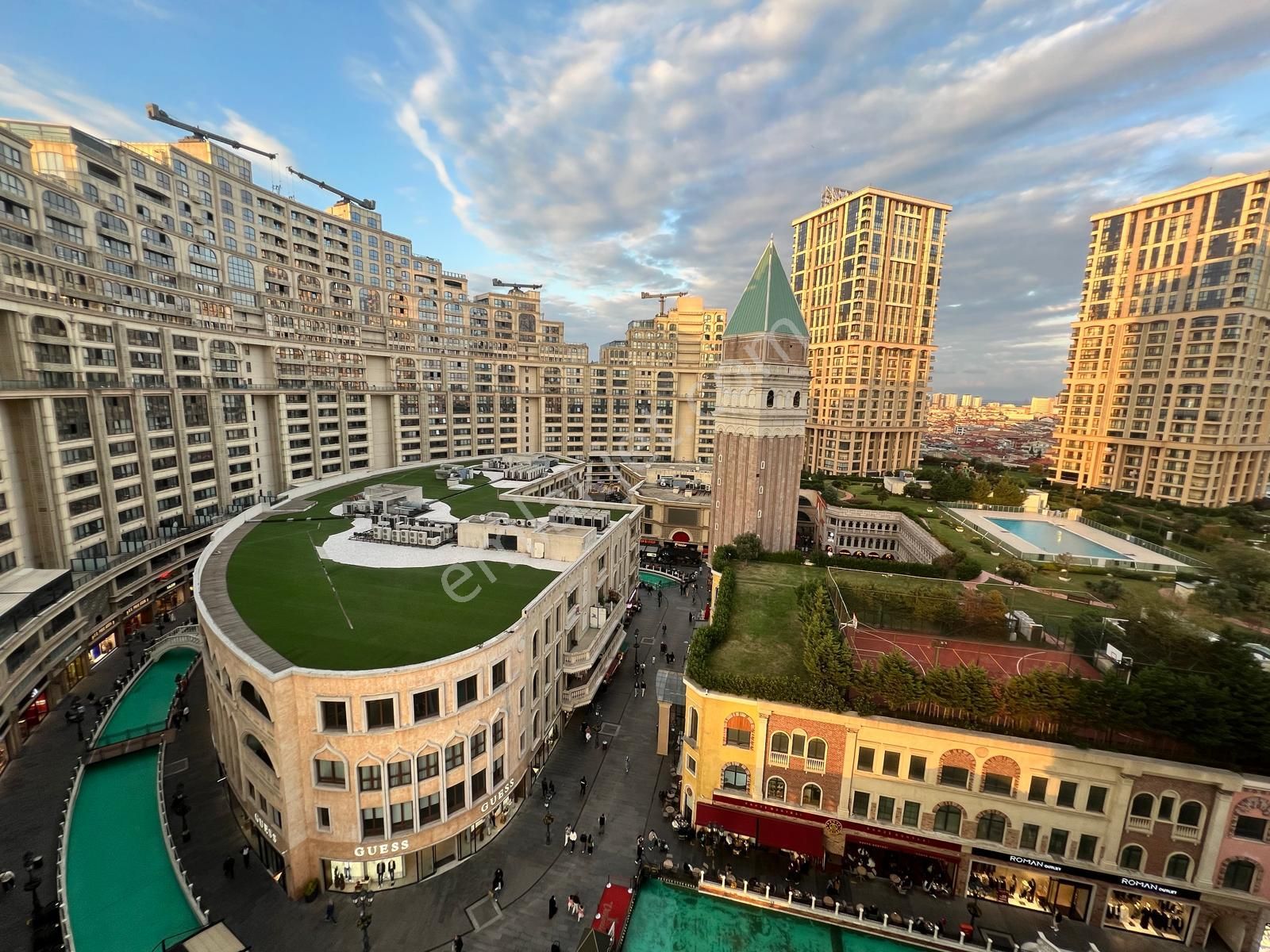 Kiptaş Venezia Mega Kiralık Full Eşyalı Avm Mnzr. 1+1 Daire