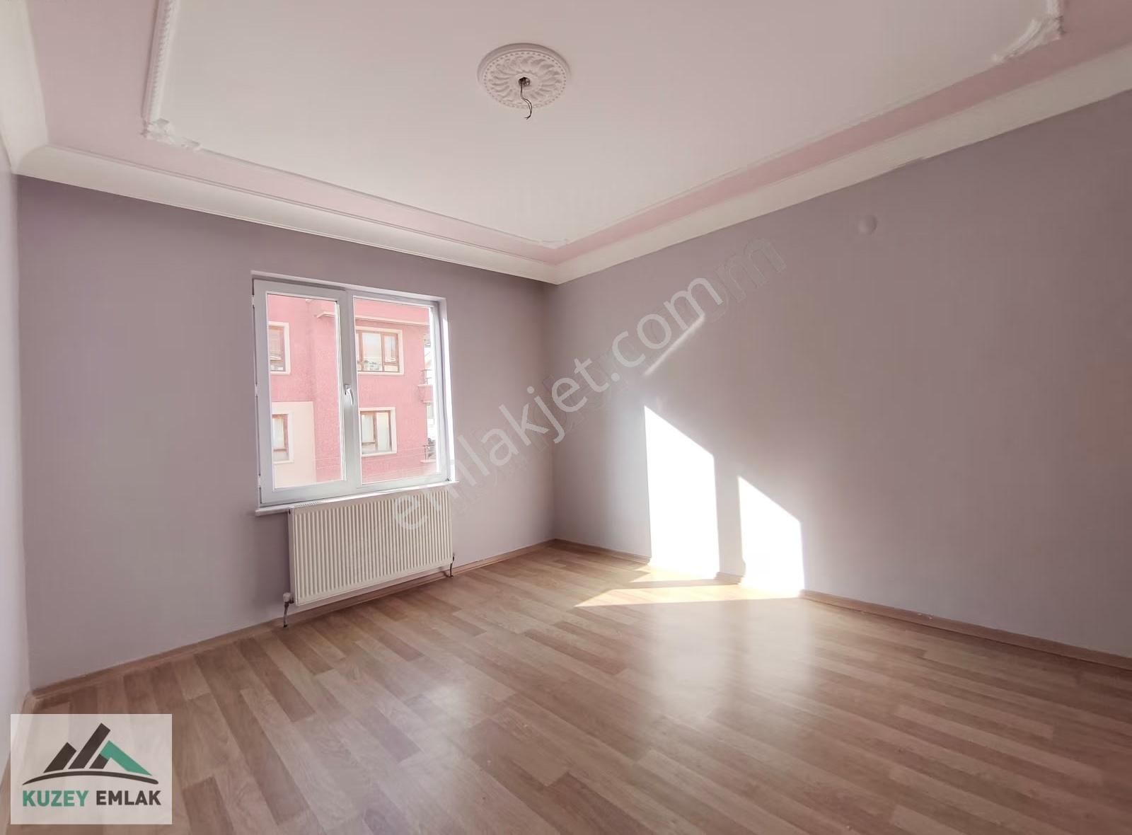 Kuzey Emlak'tan Caddeye Yakın Ara Kat Ön Cephe Geniş 3+1 Daire - Görsel 32