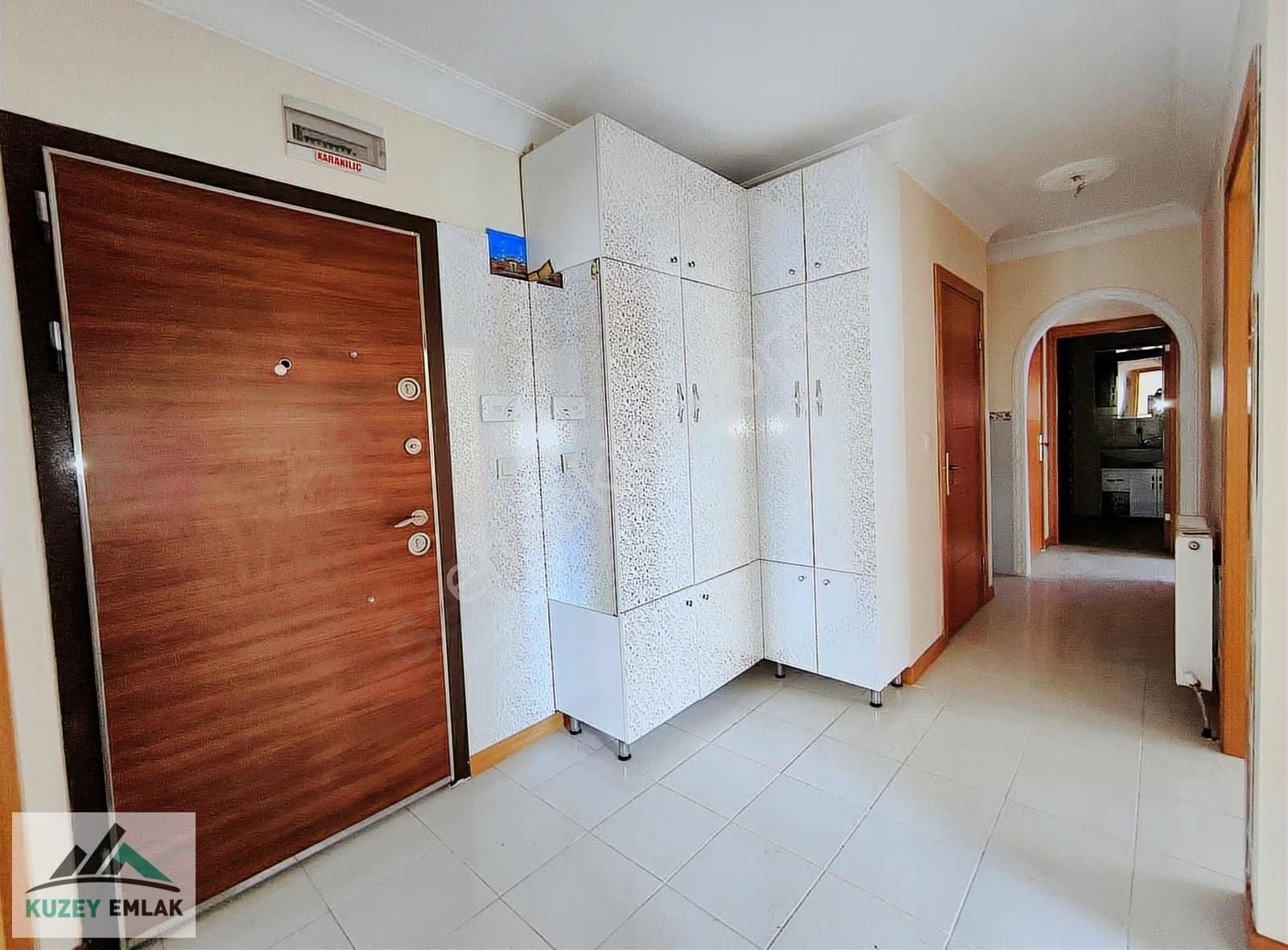 Kuzey Emlak'tan Caddeye Yakın Ara Kat Ön Cephe Geniş 3+1 Daire - Görsel 29