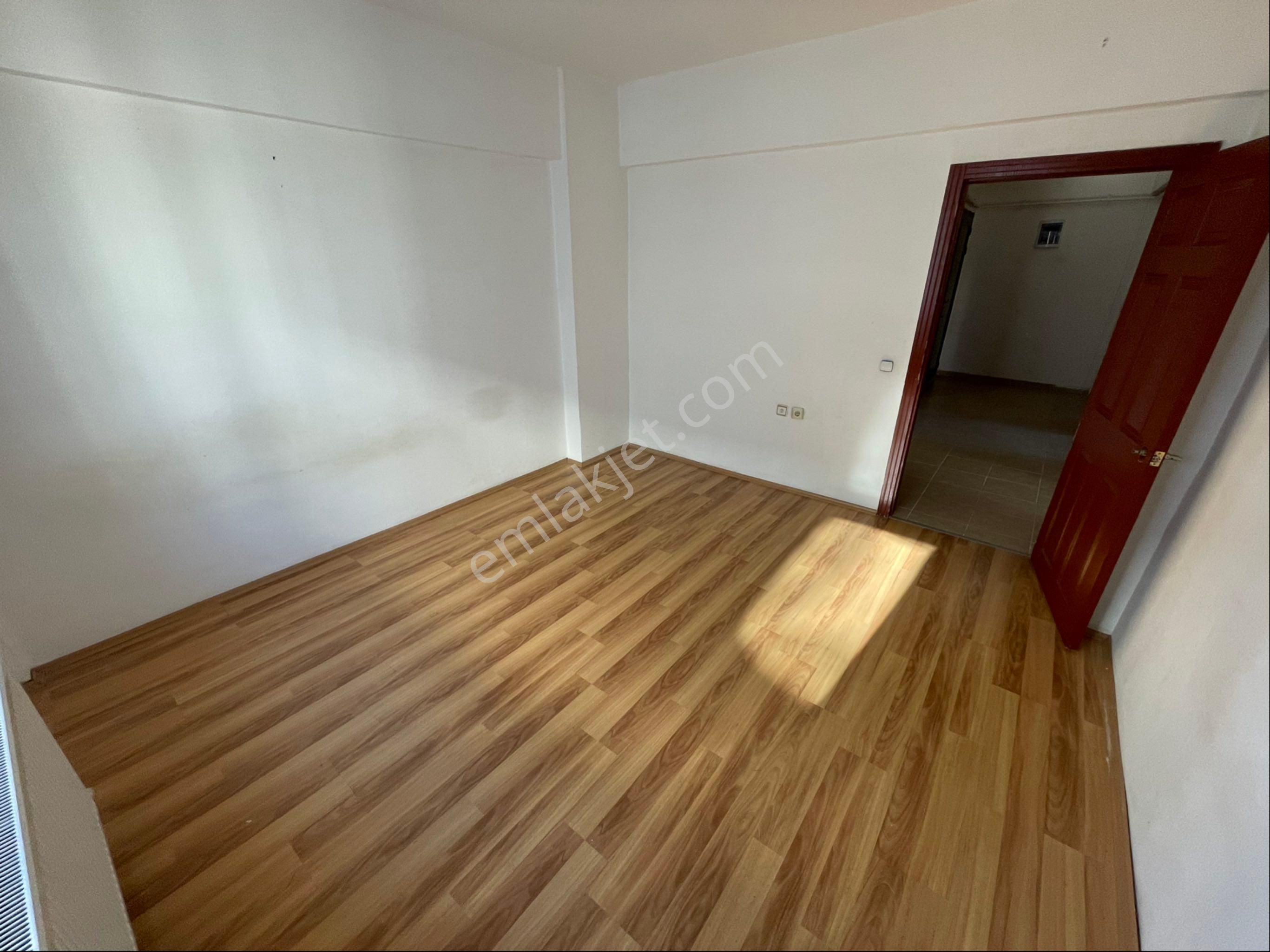 Turgut Özal Mah. Ara Kat 3+1 Kiralık Daire - Görsel 15