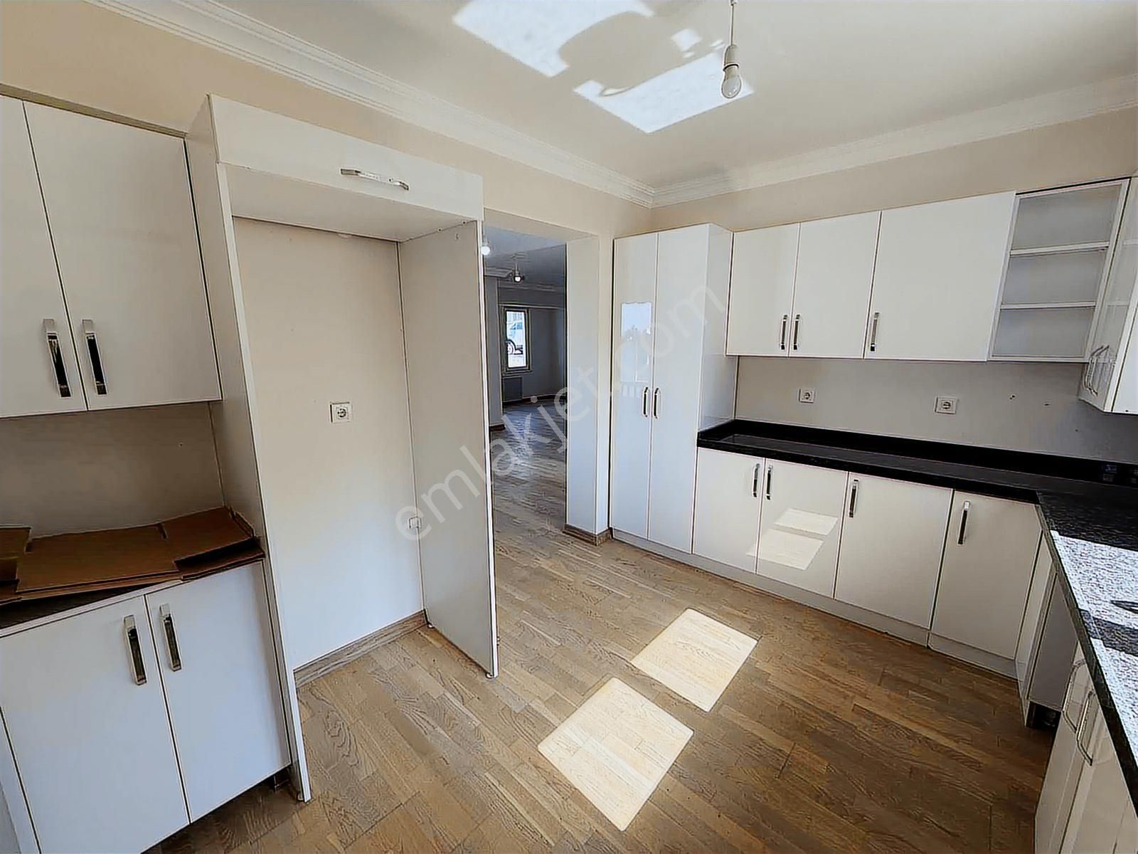 Sapanca Mercan Villam Sitesi Satılık 4+1 Havuzlu Villa | Tapu54 - Görsel 19