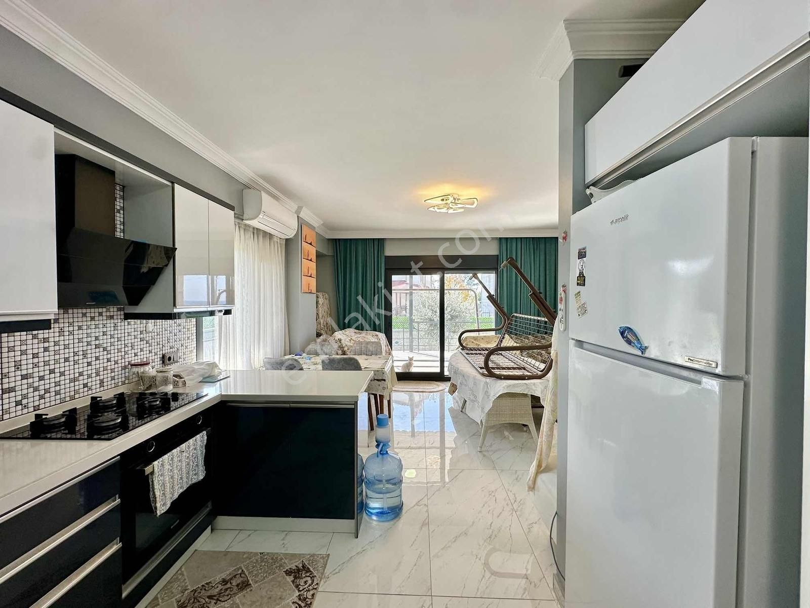 Salihleraltında Deniz Manzaralı Lüks 6+1 Müstakil Satılık Villa - Görsel 14