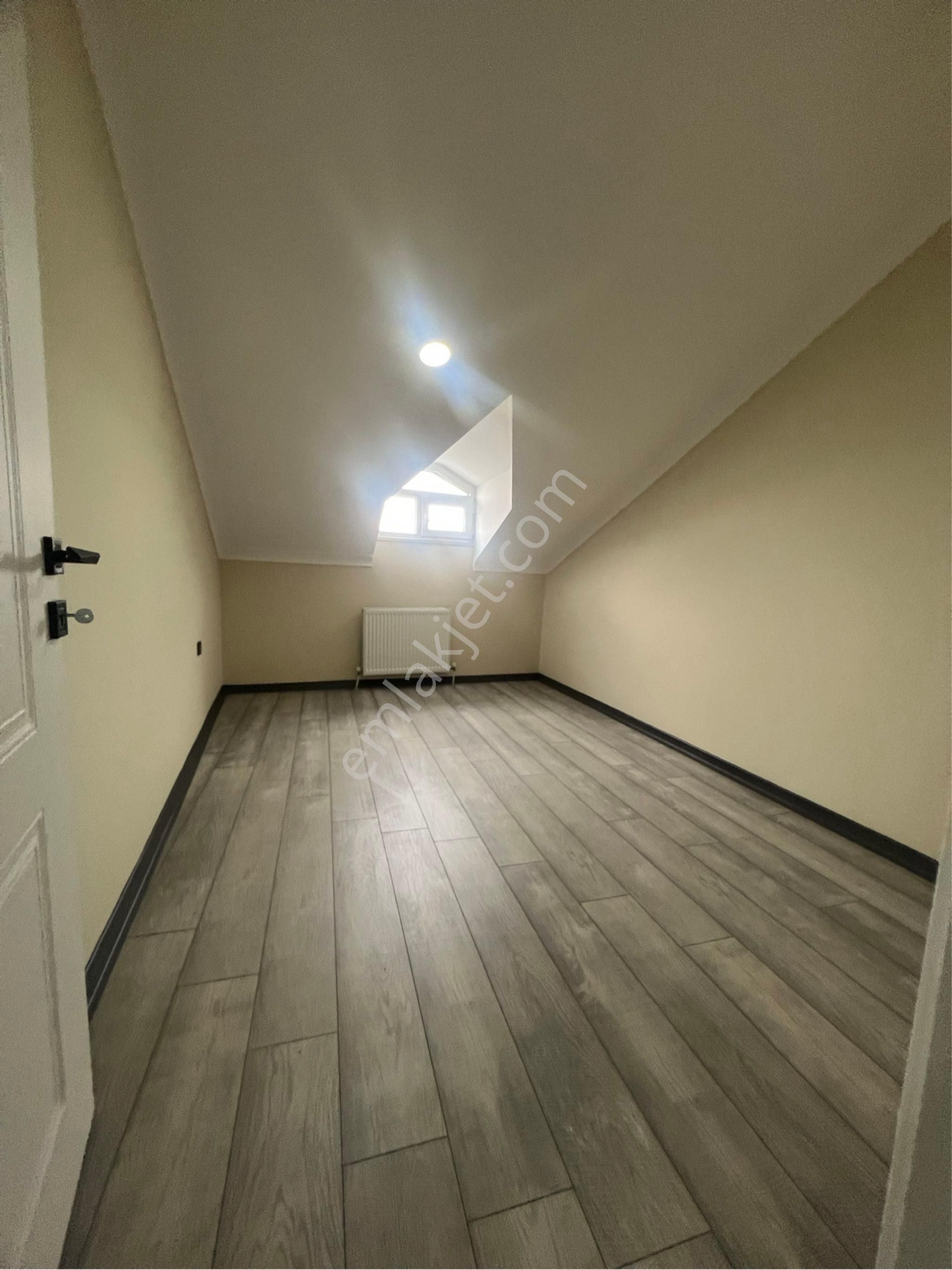 Turgut’tan Ön Cephe 4+2 Çatısı Yüksek Dublkes Daire - Görsel 10