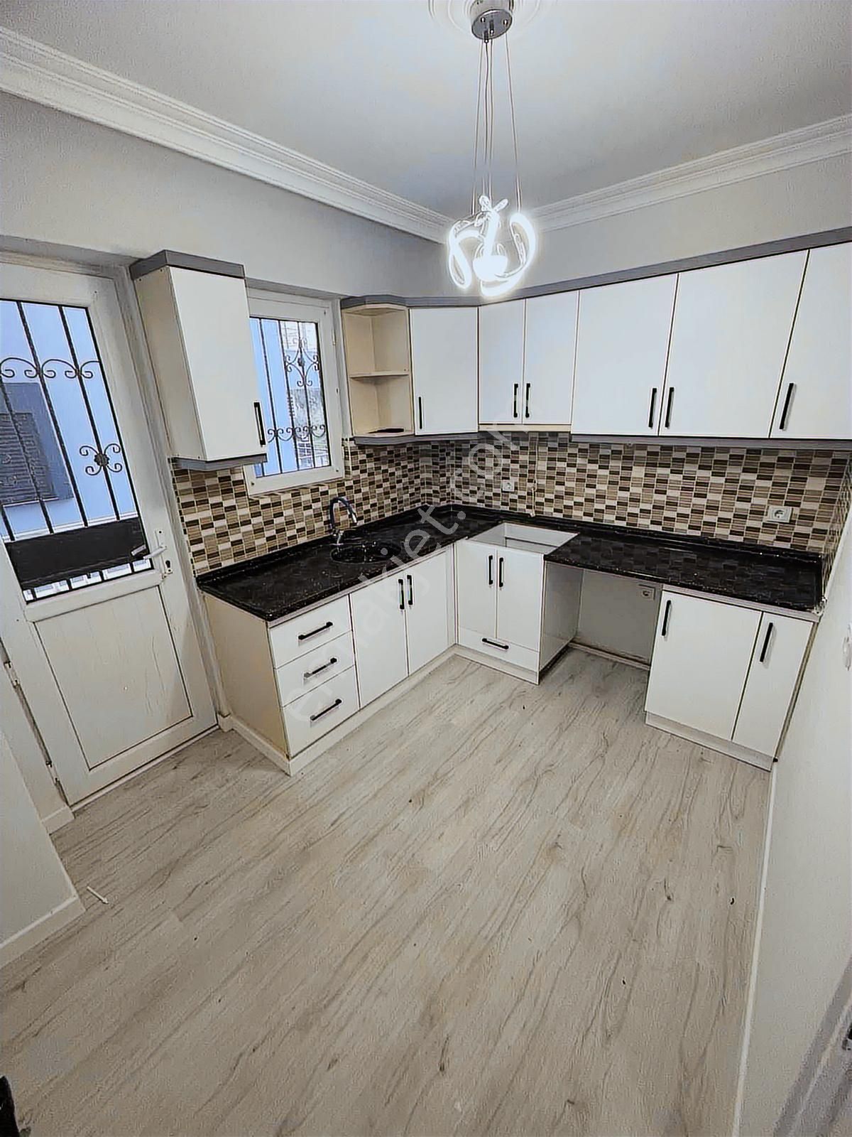 Didim Avcılar Çukurunda Satılık 2+1 Ayrı Mutfak Daire - Görsel 9