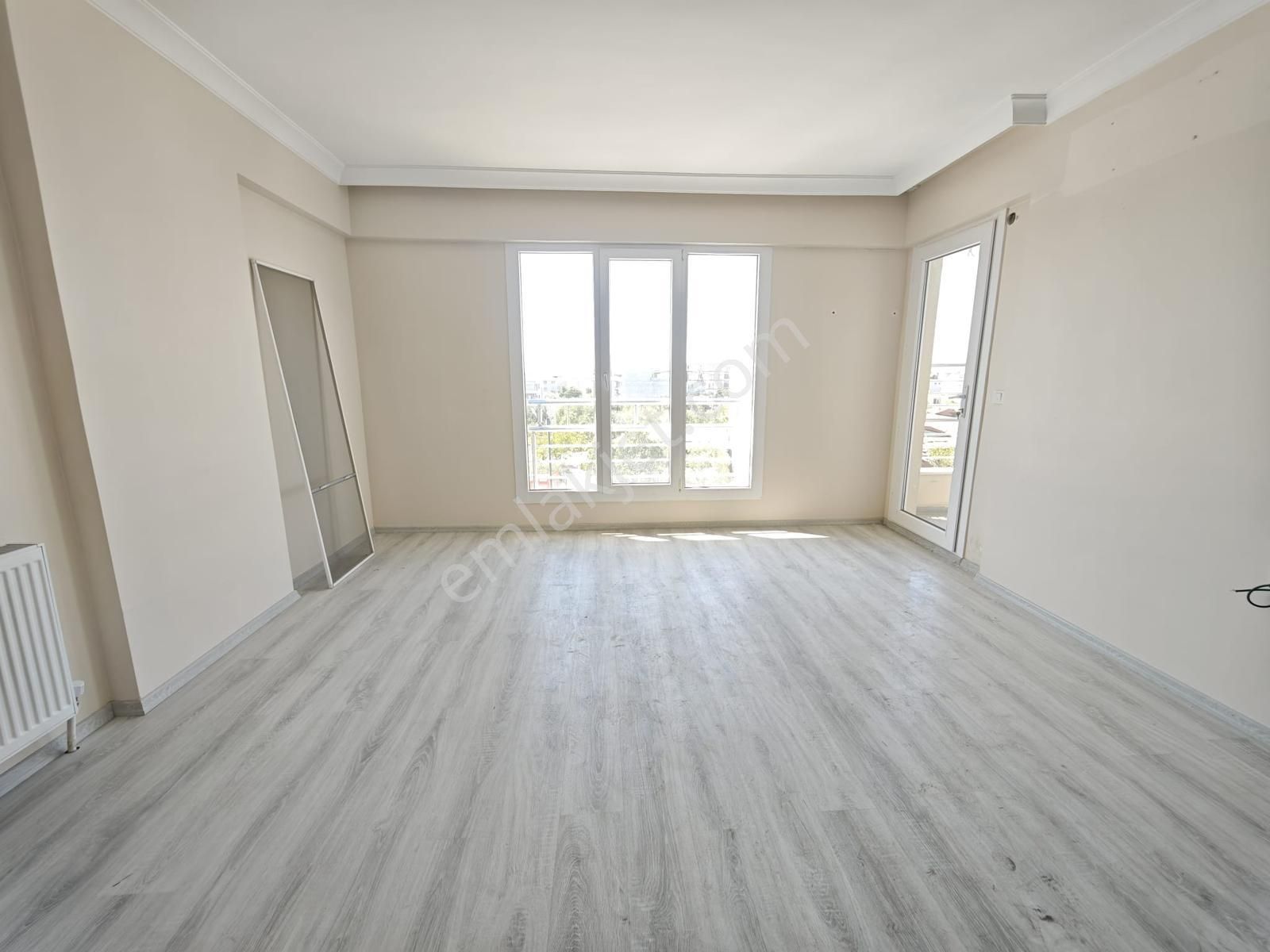 Vizyon Gayrimenkul'den Ring Yolunda Ara Kat Yatırımlık Daire - Görsel 8