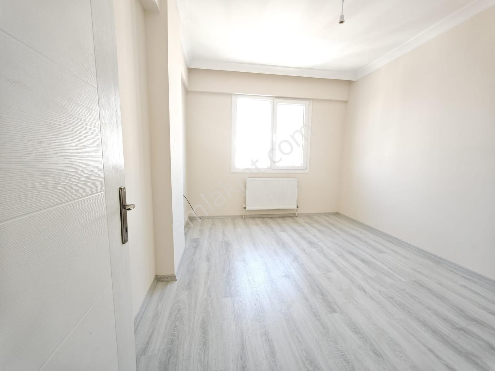 Vizyon Gayrimenkul'den Ring Yolunda Ara Kat Yatırımlık Daire - Görsel 5