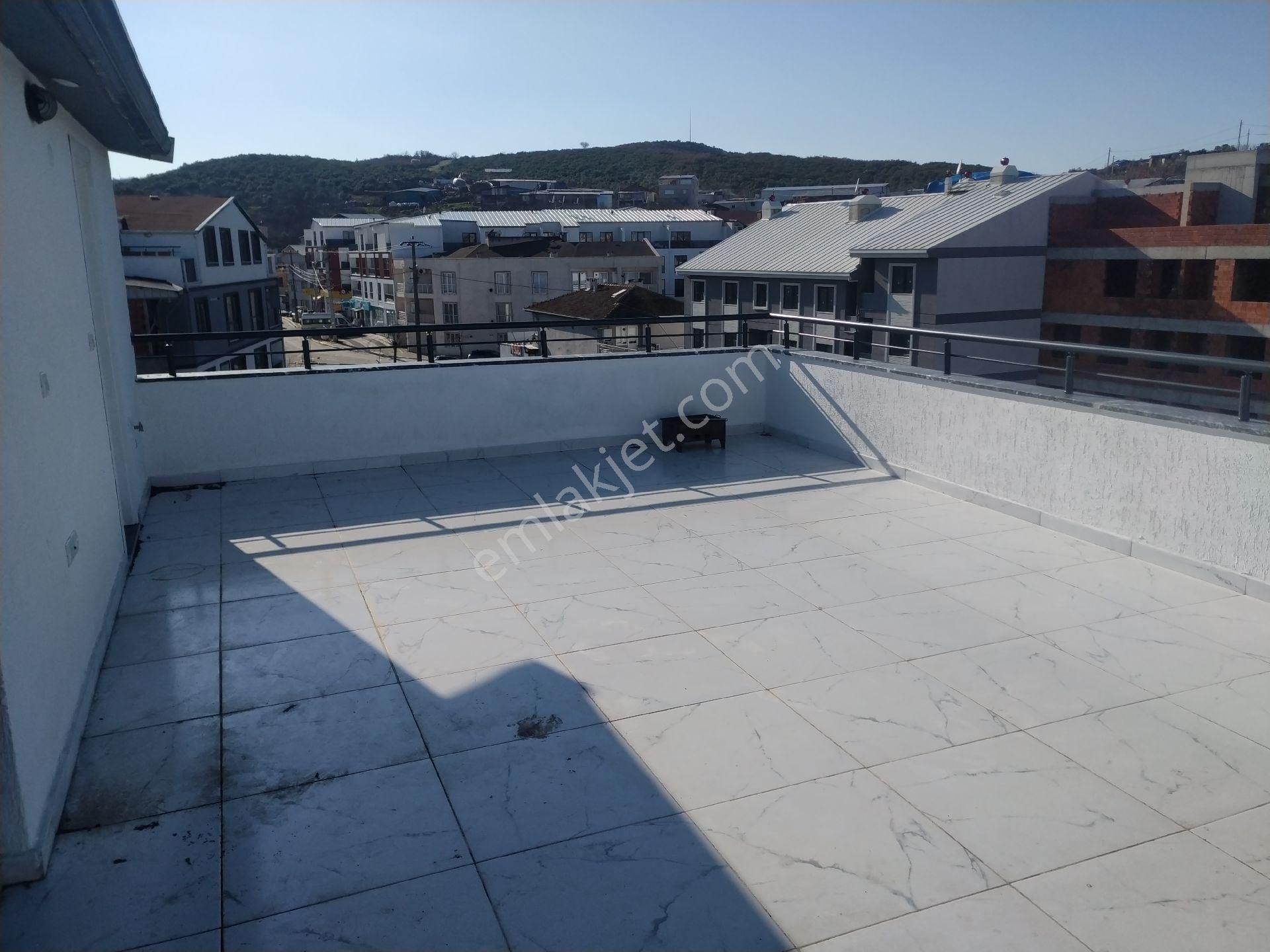 Hasansğa Köyiçi 3+1 .150m.2ve3.kat Dublex Kombili Asansörlü Otopaklı Sıfır Dublex Daire - Görsel 25