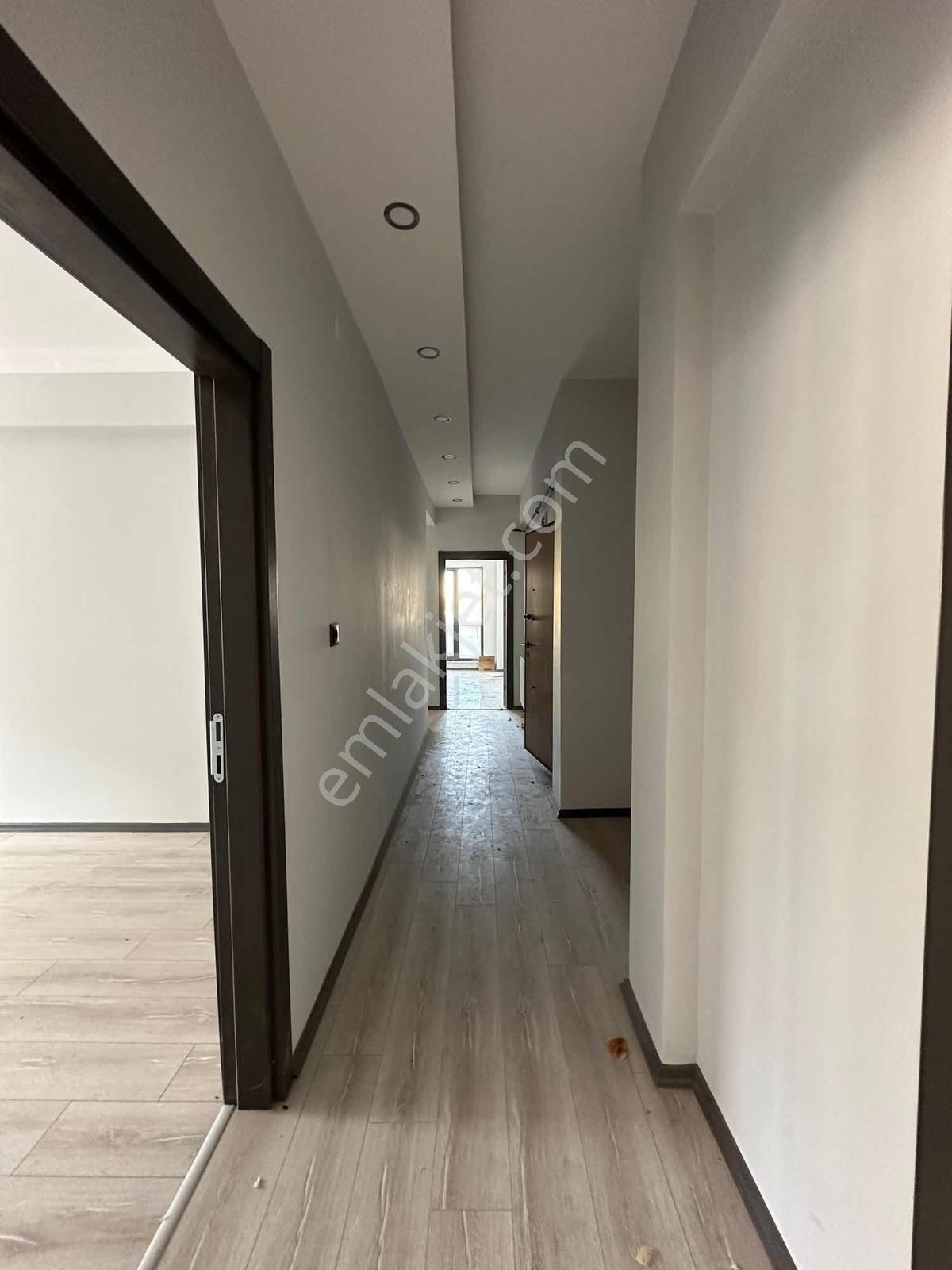 Bera Gayrimenkul'den Karalar Yoluna Yakın Site İçi Satılık Daire - Görsel 7