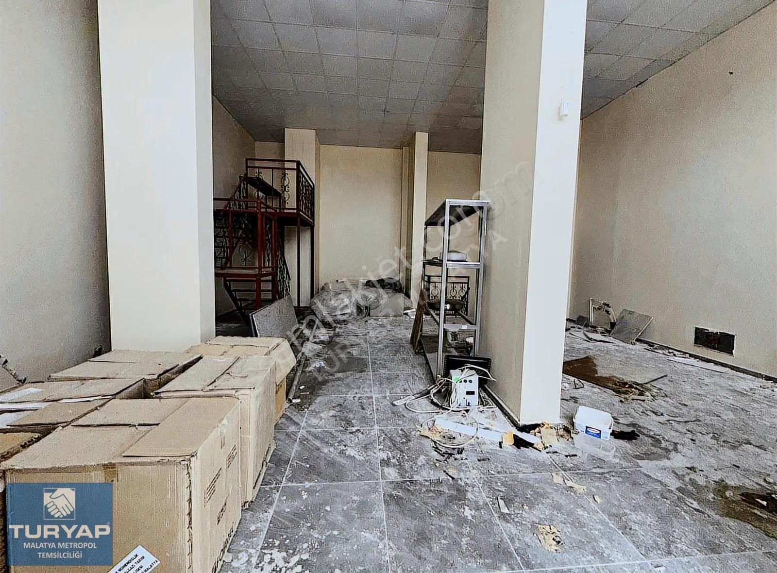 Turyap Metropolden Altınkayısı Blv. Arkası Kiralık Dükkan - Görsel 12