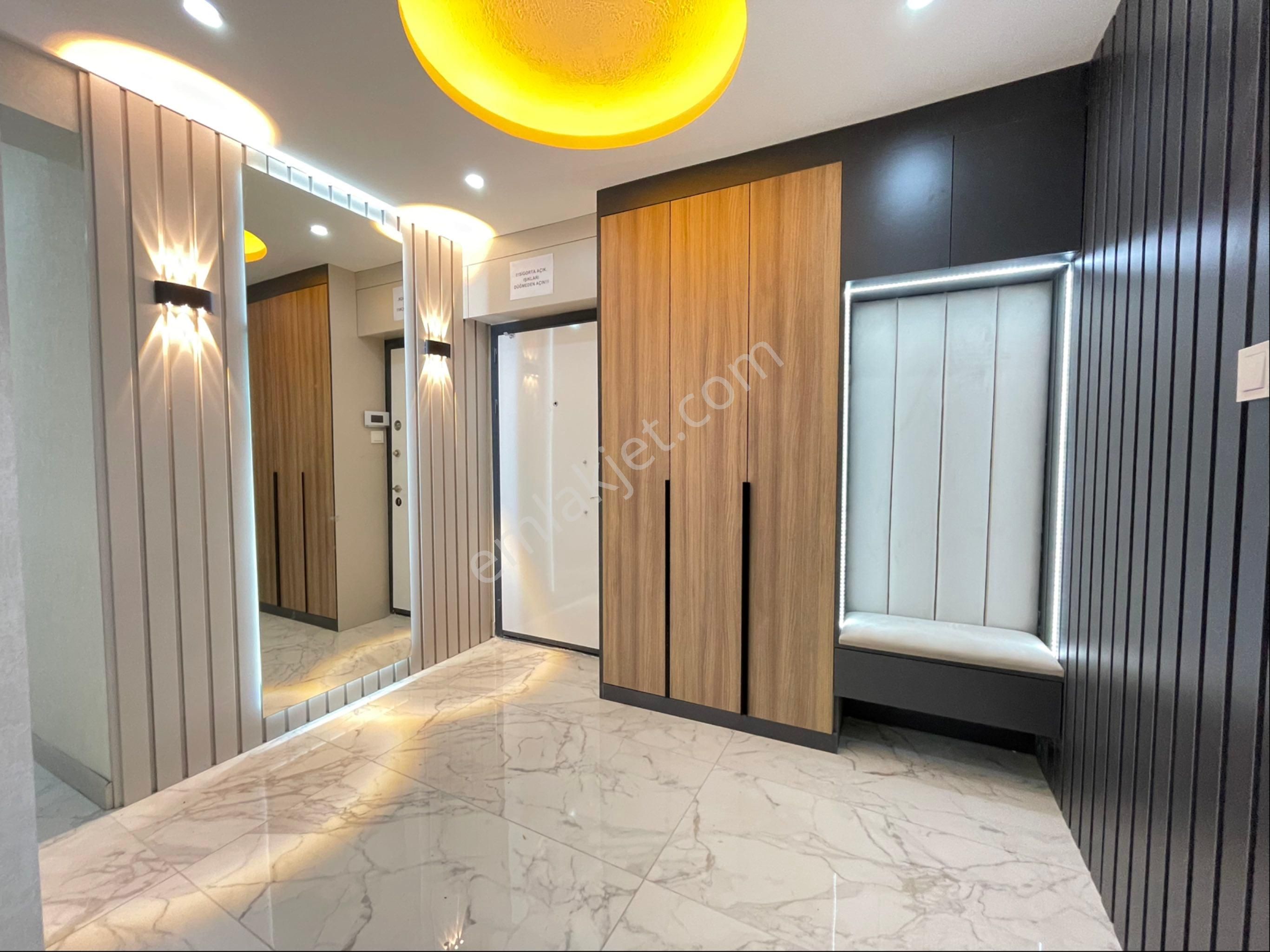 Ns Prestij Den Şık Tasarımlı Geniş 3+1 Ara Kat Daire