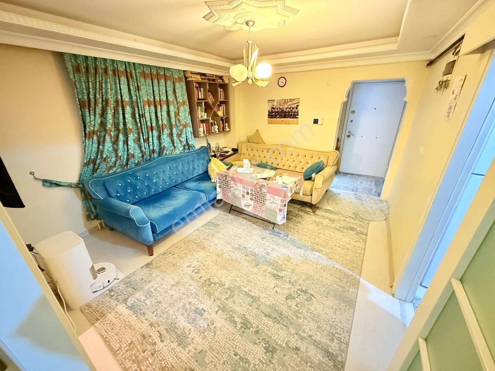 Pusula İnş.tan Ugurmumcu Mah Merkez Konumda 80m2 Bahçe Katı Dair