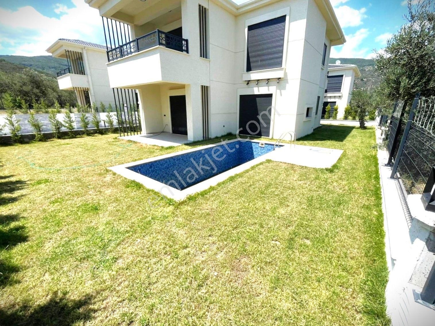 Güre'de Muhteşem Kazdağları Ve Deniz Manzaralı Ultra Lüks Site İçi Bağımsız Havuzlu 4+1satılık Villa - Görsel 33