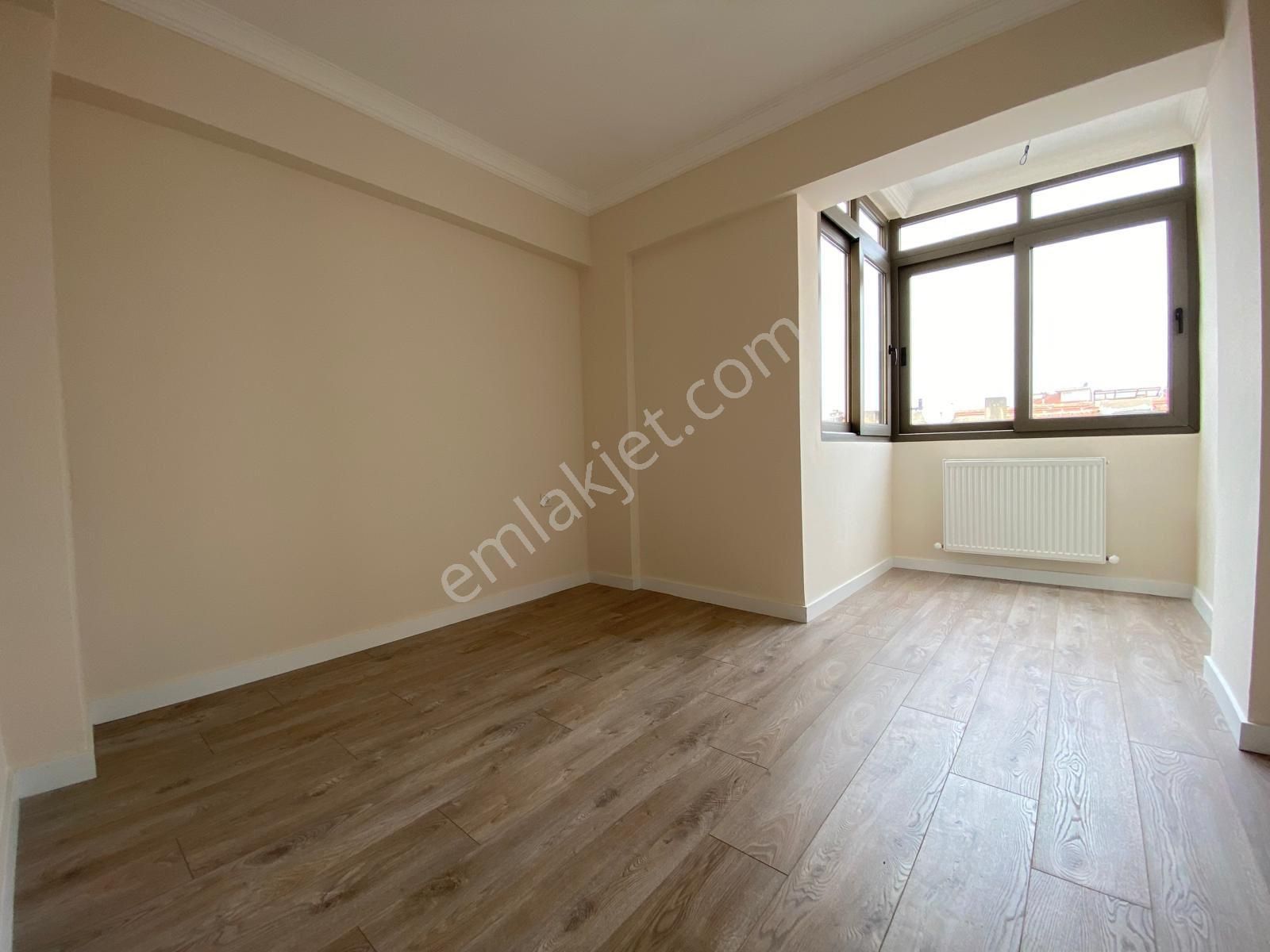 Hatay Metrosuna Yakın 4 + 1 Teraslı Full Tadilatlı Satılık Daire - Görsel 17