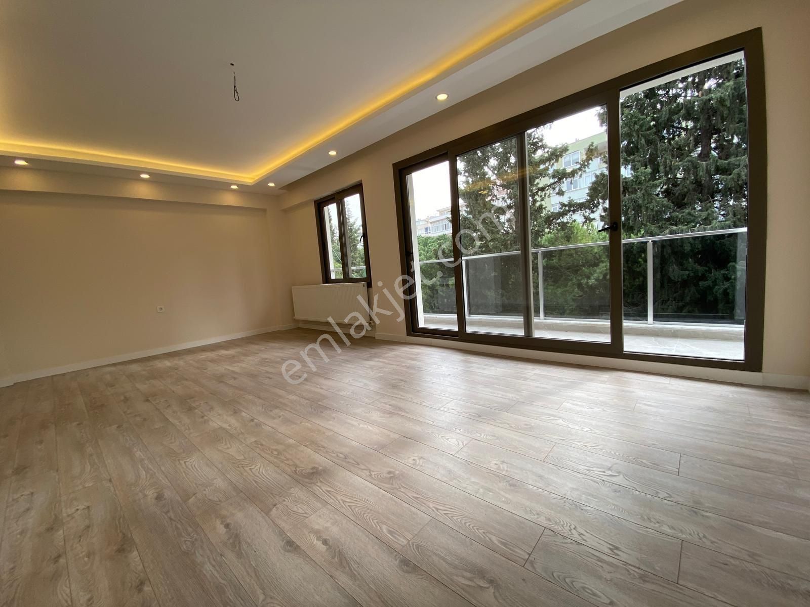 Hatay Metrosuna Yakın 4 + 1 Teraslı Full Tadilatlı Satılık Daire - Görsel 3