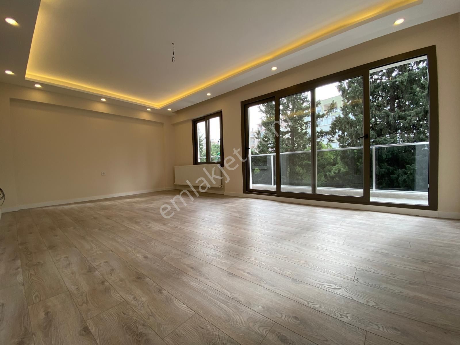 Hatay Metrosuna Yakın 4 + 1 Teraslı Full Tadilatlı Satılık Daire - Görsel 10