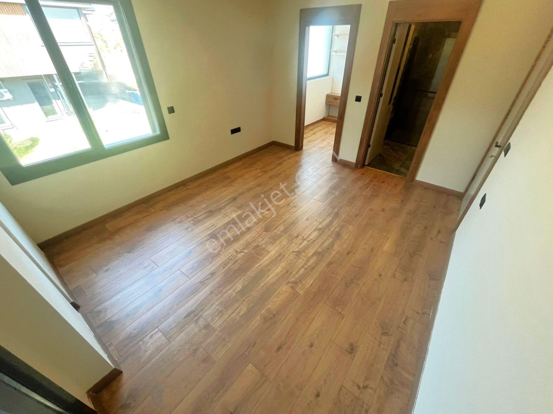 Aygül'den Güre'de Tam Bağımsız Havuzlu Yerden Isıtmalı Giyinme Odalı Şömineli Lüks 3+1 Satılık Villa - Görsel 15