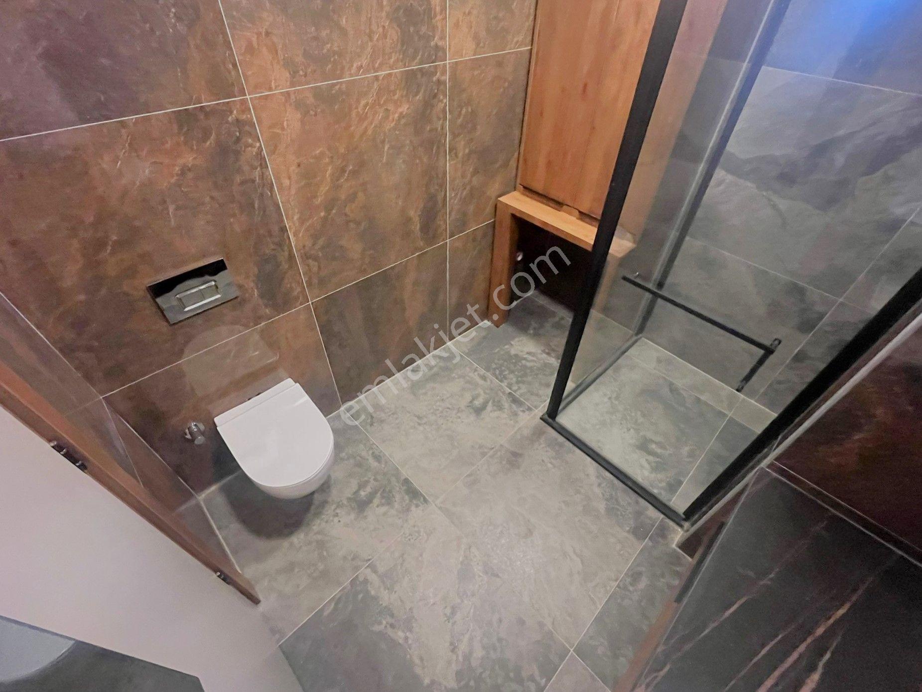 Aygül'den Güre'de Tam Bağımsız Havuzlu Yerden Isıtmalı Giyinme Odalı Şömineli Lüks 3+1 Satılık Villa - Görsel 8