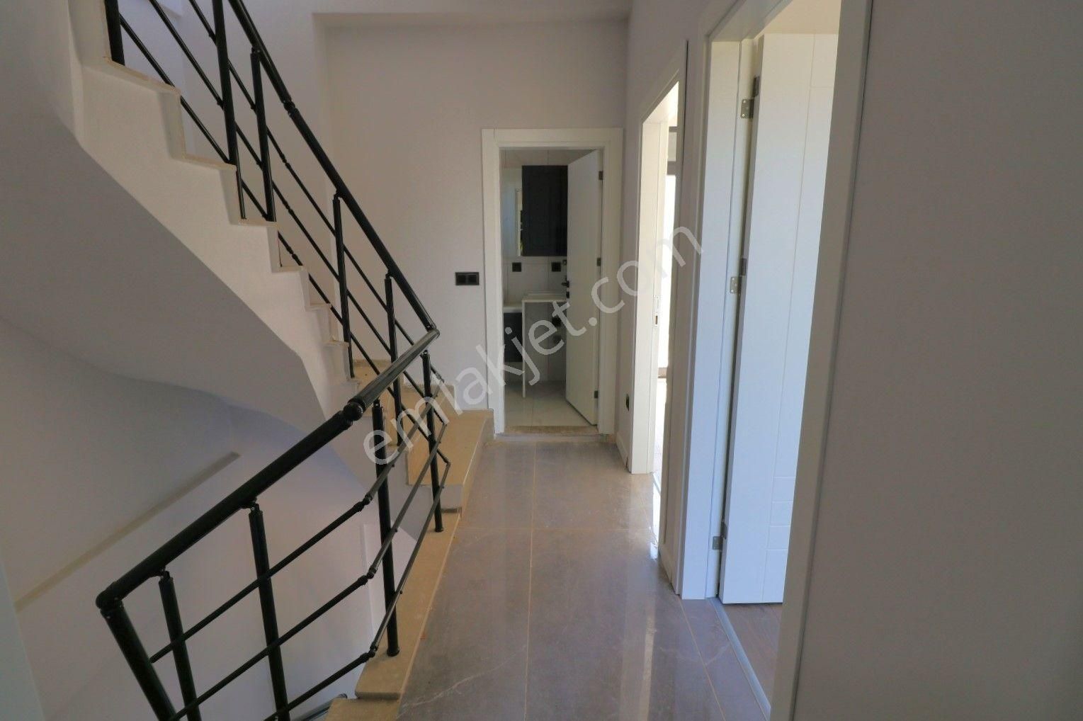 🏡güre'de Aygül'den Muhteşem Kazdağları Manzarası İle Sıfır Geniş Bahçe Kullanımlı 4+1 Satılık Villa - Görsel 24