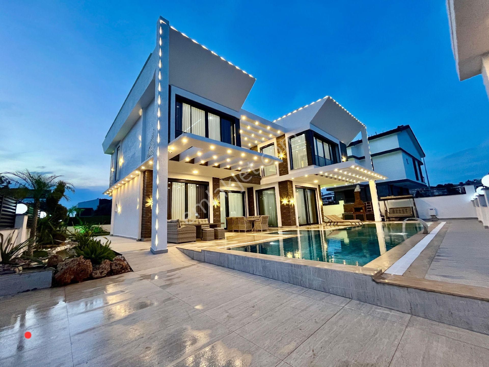 Didim Efeler Mah Satılık Ultra Lüks Villa - Görsel 14