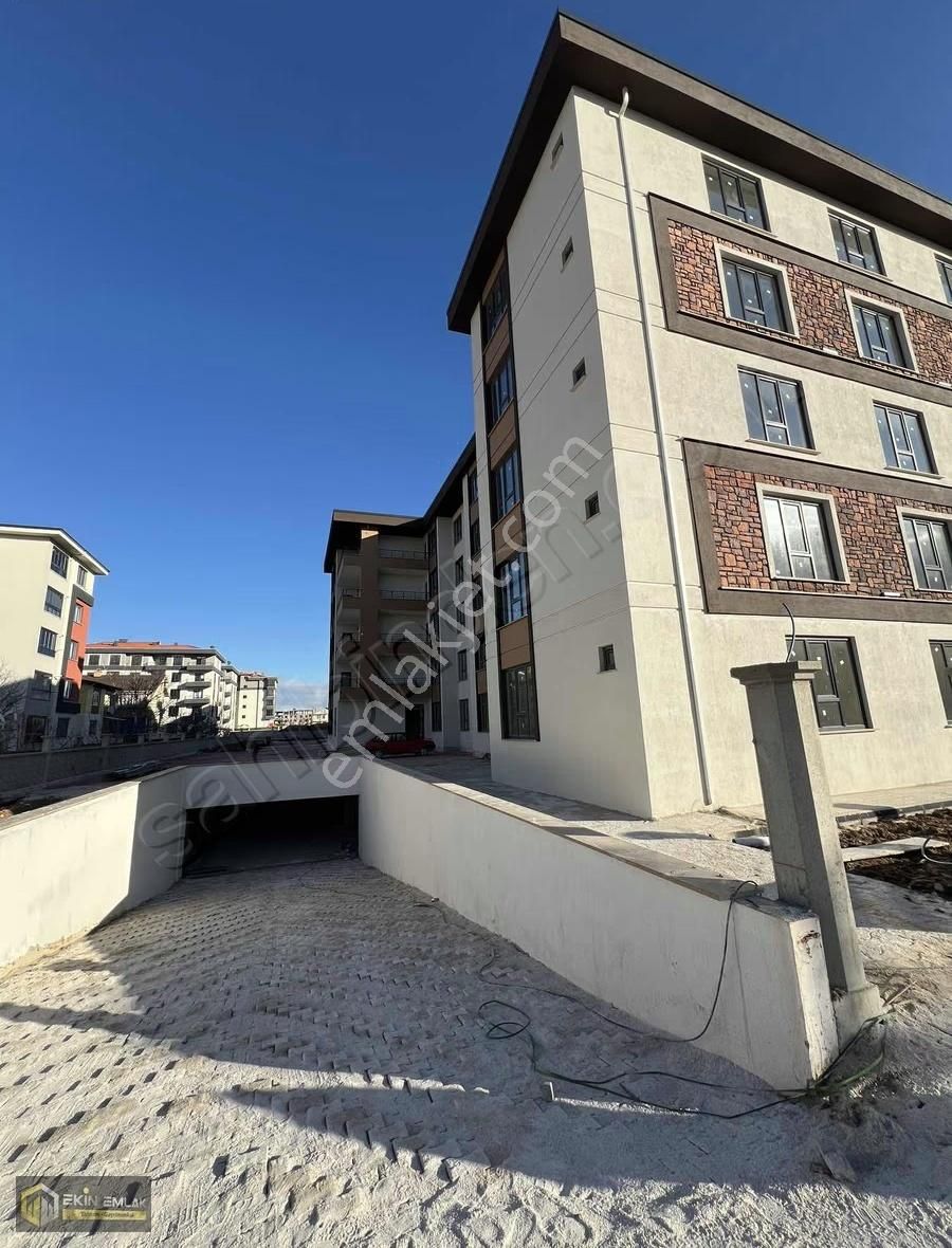 Meram Uluğbey'de Antalya Çevre Yolu Yakını 3+1 Yüksek Giriş - Görsel 3