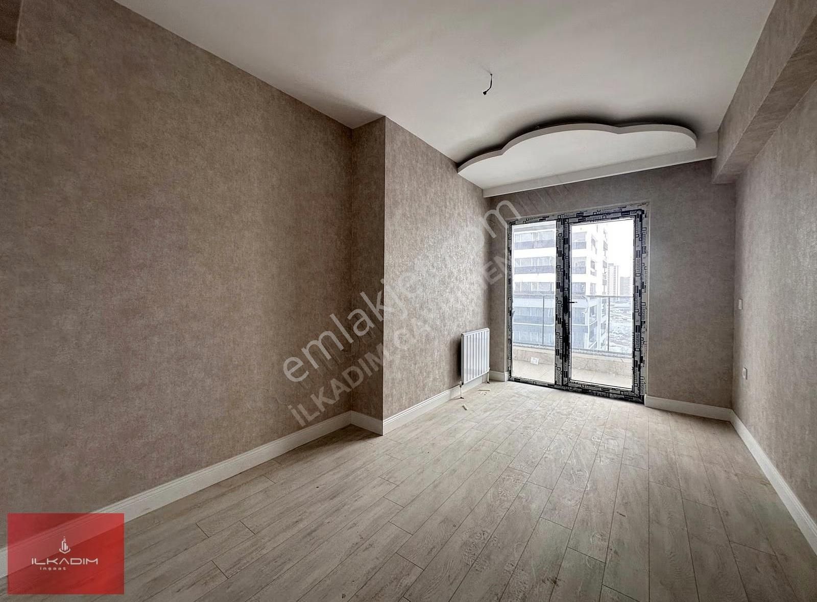 Ovacıkta Çift Bloklu Sitede Güney Batı Cephe 4+1 - Görsel 18