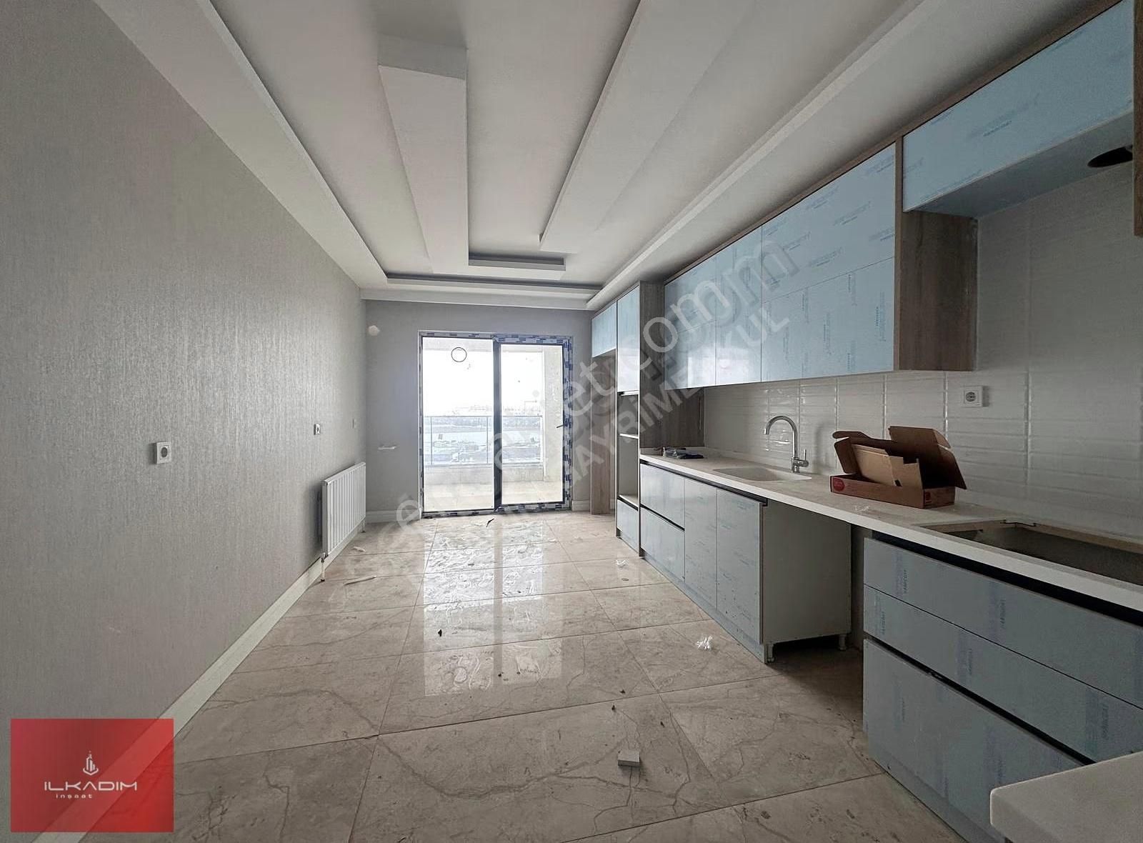 Ovacıkta Çift Bloklu Sitede Güney Batı Cephe 4+1 - Görsel 20