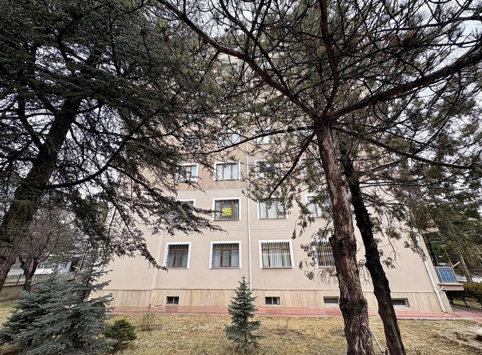 Özlemyardımcı'dan Binkonut Mahallesi'nde Kiralık Arakat2+1 Daire - Görsel 17