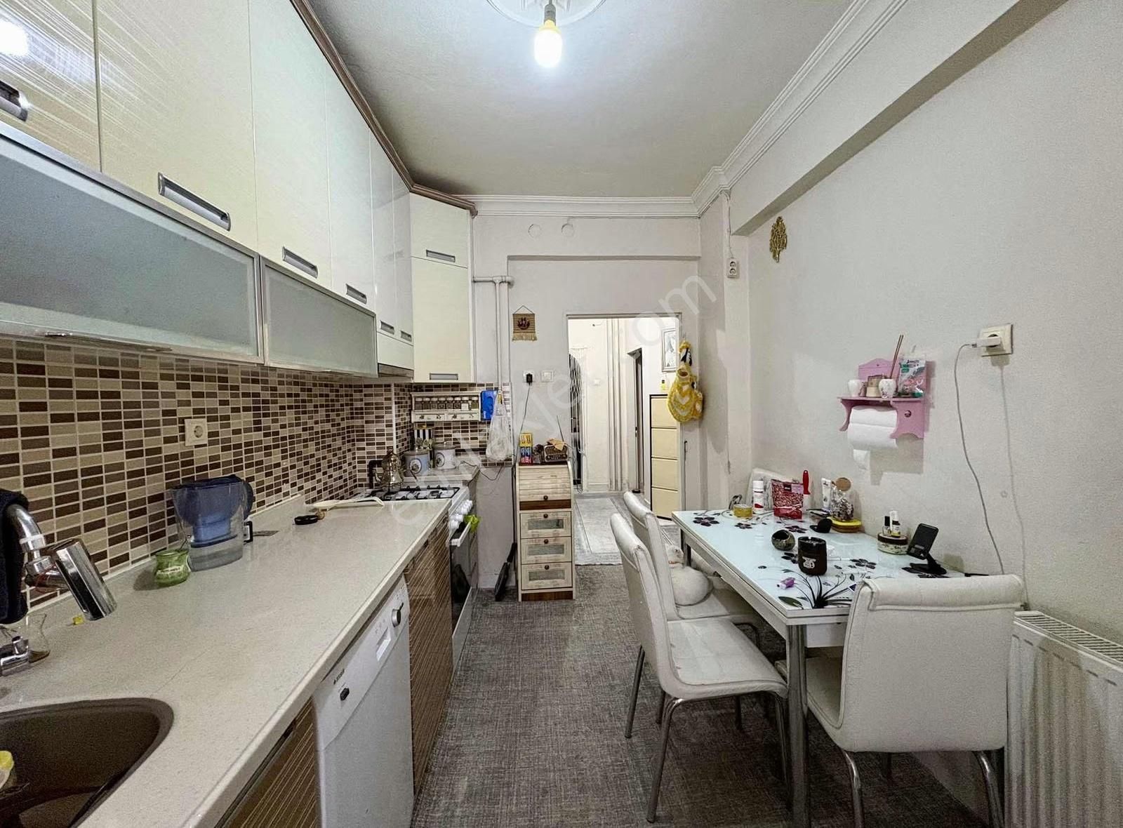 Özlemyardımcı'dan Binkonut Mahallesi'nde Kiralık Arakat2+1 Daire - Görsel 23