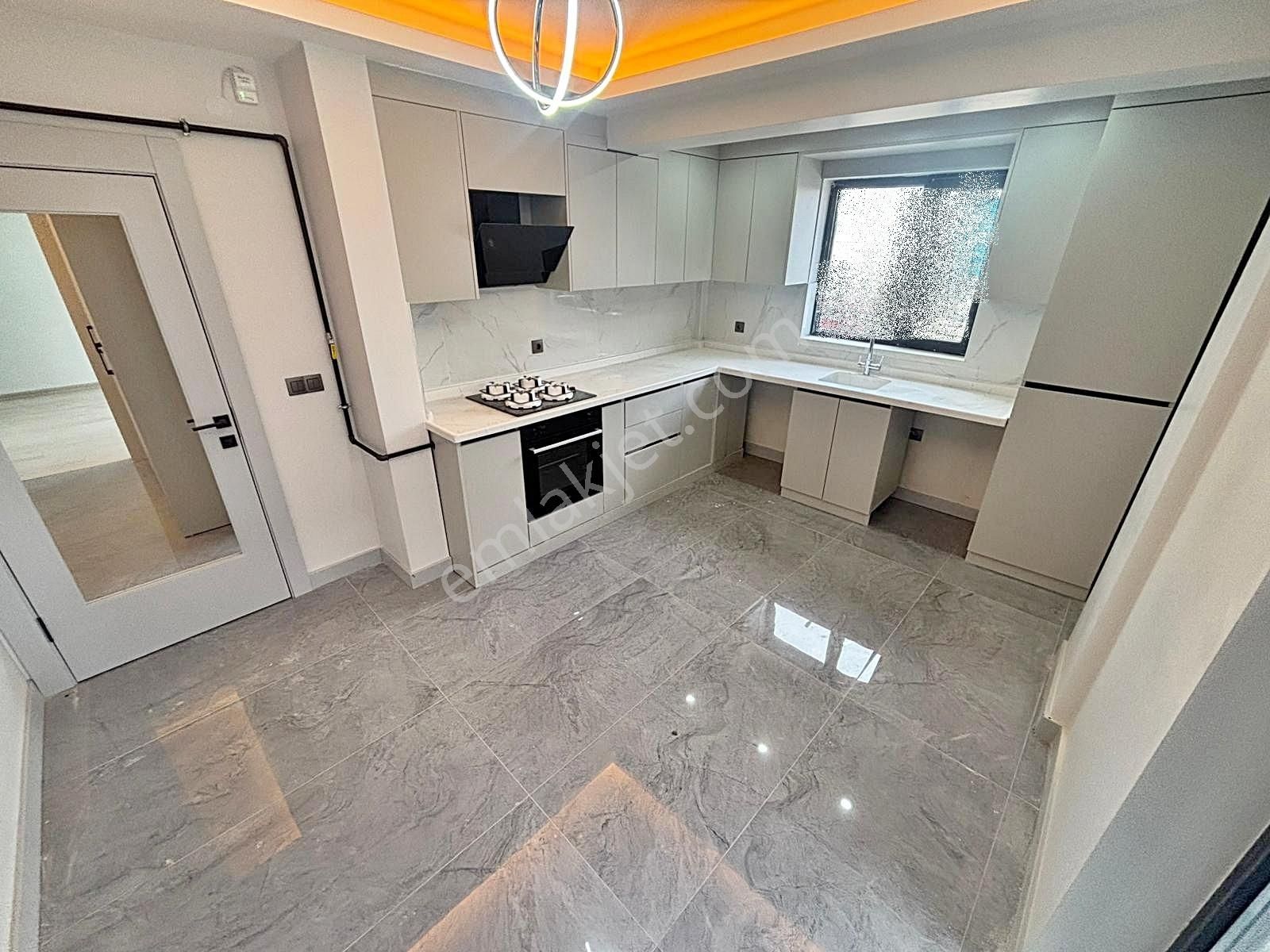 Yuvam'dan Merkezi Konum'da Ultra Lüks Ara Katta 2+1 Daire!!! - Görsel 10