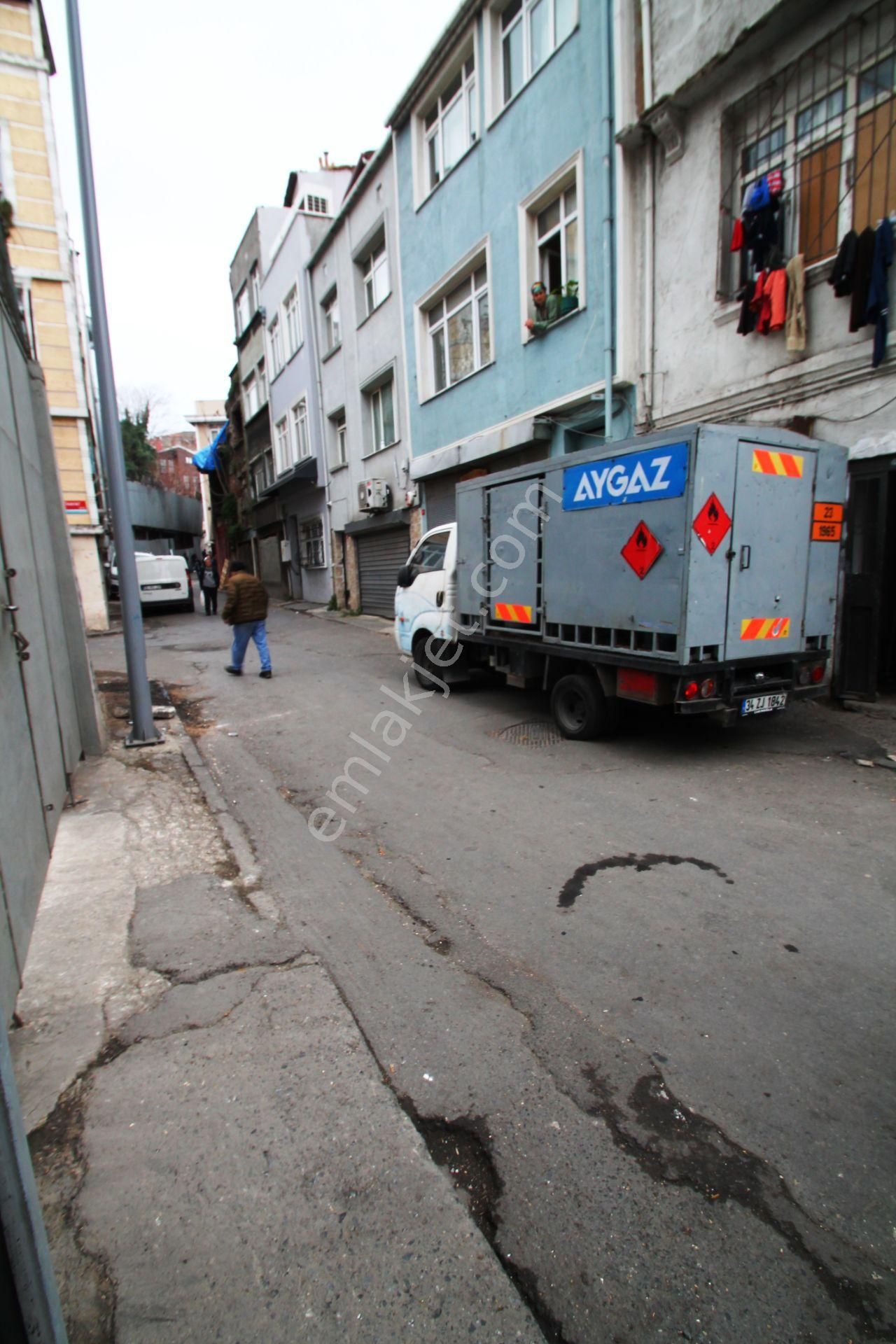 Unkapanı İmç Yakın 374m2 Yatırım Değeri Olan Satılık 4 Katlı Bina - Görsel 21