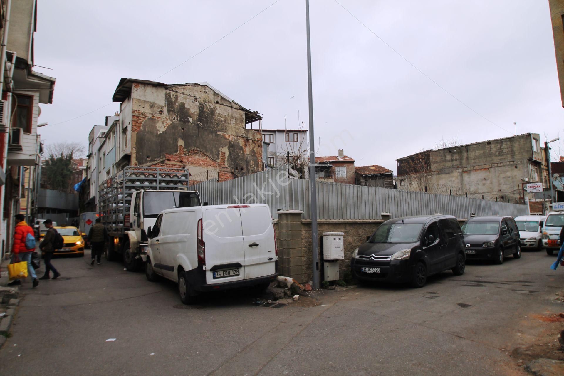 Fatih Atlamataşı Cad.yakını Depolu Kiracılı 374m2 Satılık Bina - Görsel 32