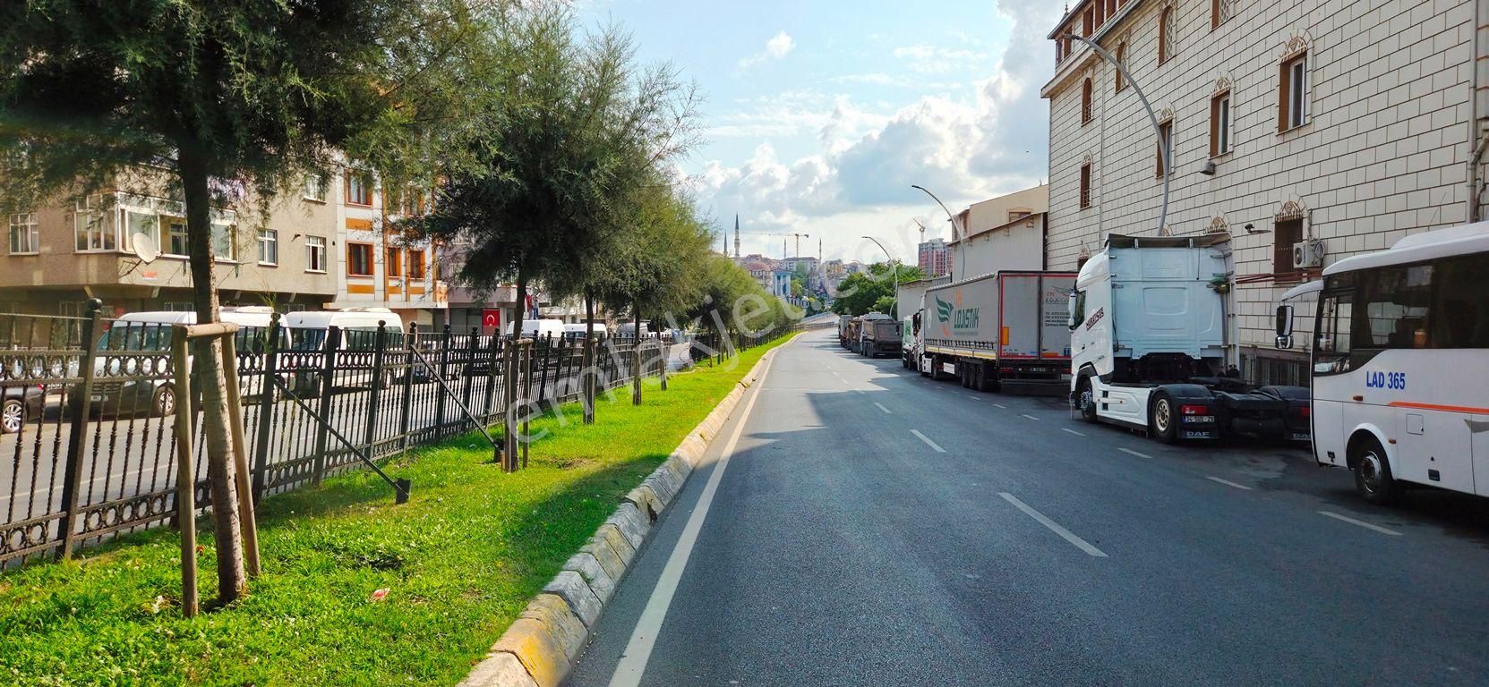 Sultangazi Tem Otoyolu 2 Dk.264m2 İmarlı Yatırımlık Satılık Arsa