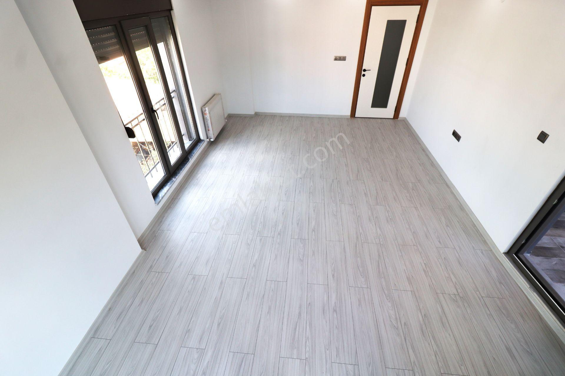 Edremit Zeytinli'de Aygül'den Sıfır Ön Cephe Ayrı Mutfak Ebeveyn Banyolu Asansörlü 2+1 Satılık Daire - Görsel 13