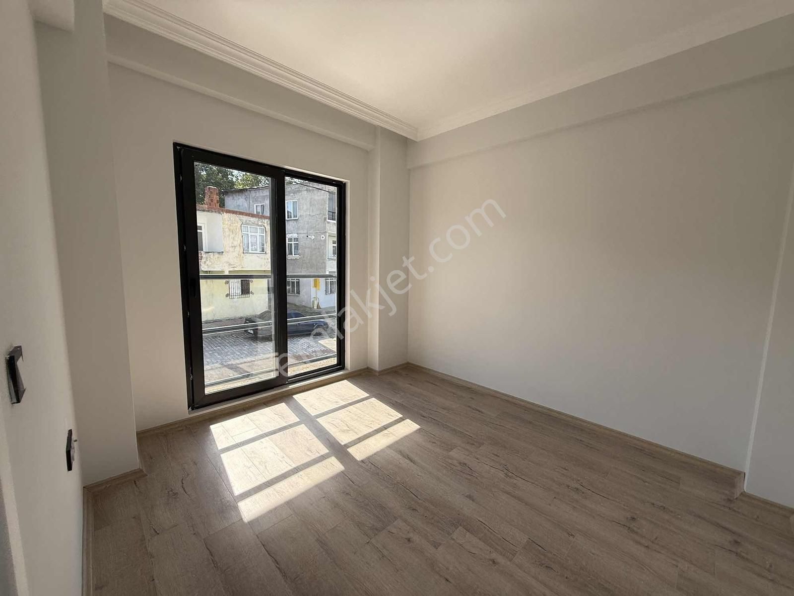 Yağmur Emlak'tan Şehir Hastanesine Yakın 1+1 Fırsat Lüks Daire - Görsel 8