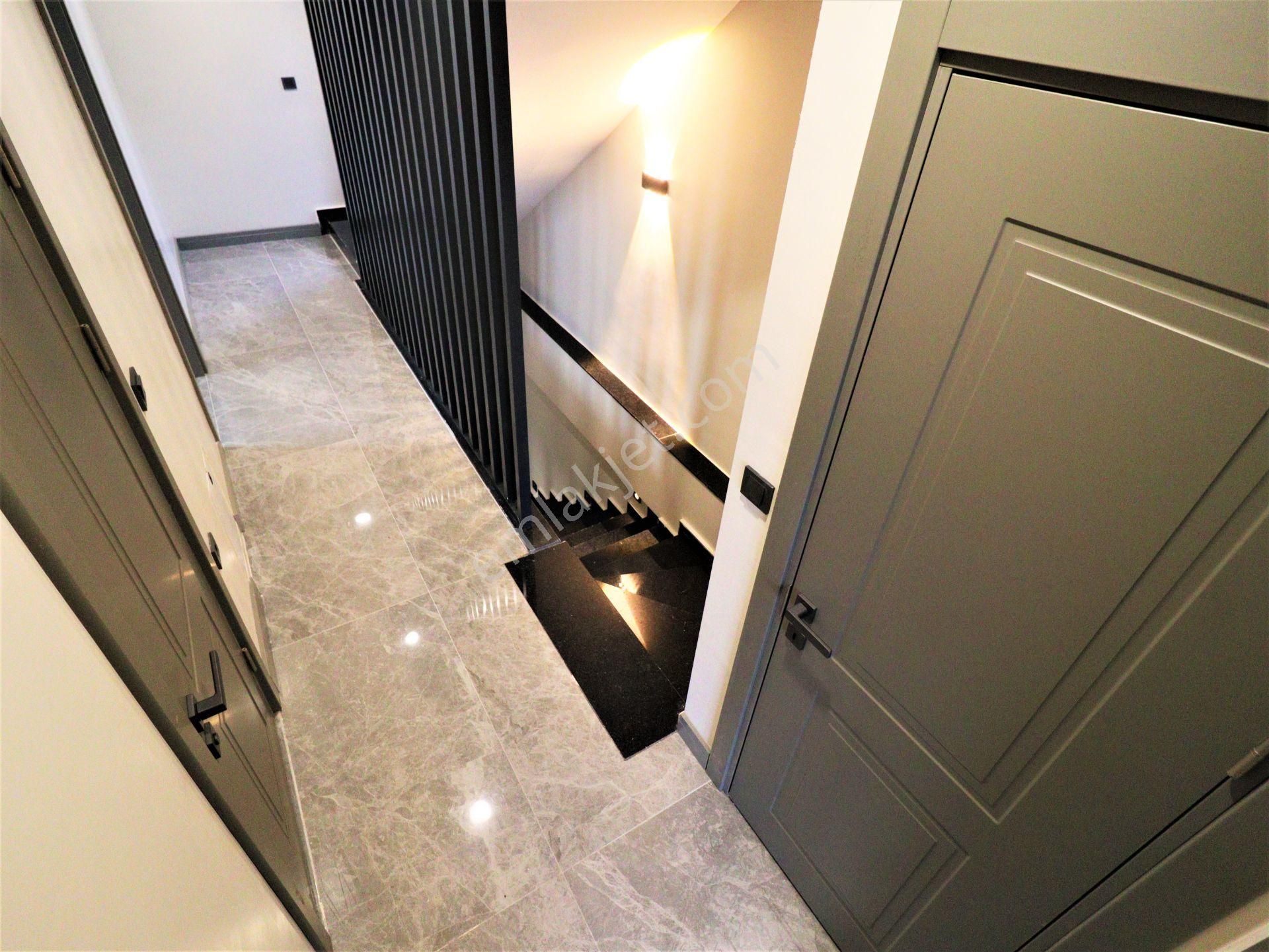 💎aygül'den💎burhaniye İçmeler'de Denize 50 Metre Ful Deniz Manzaralı Tam Bağımsız 4+1 Satılık Villa - Görsel 10