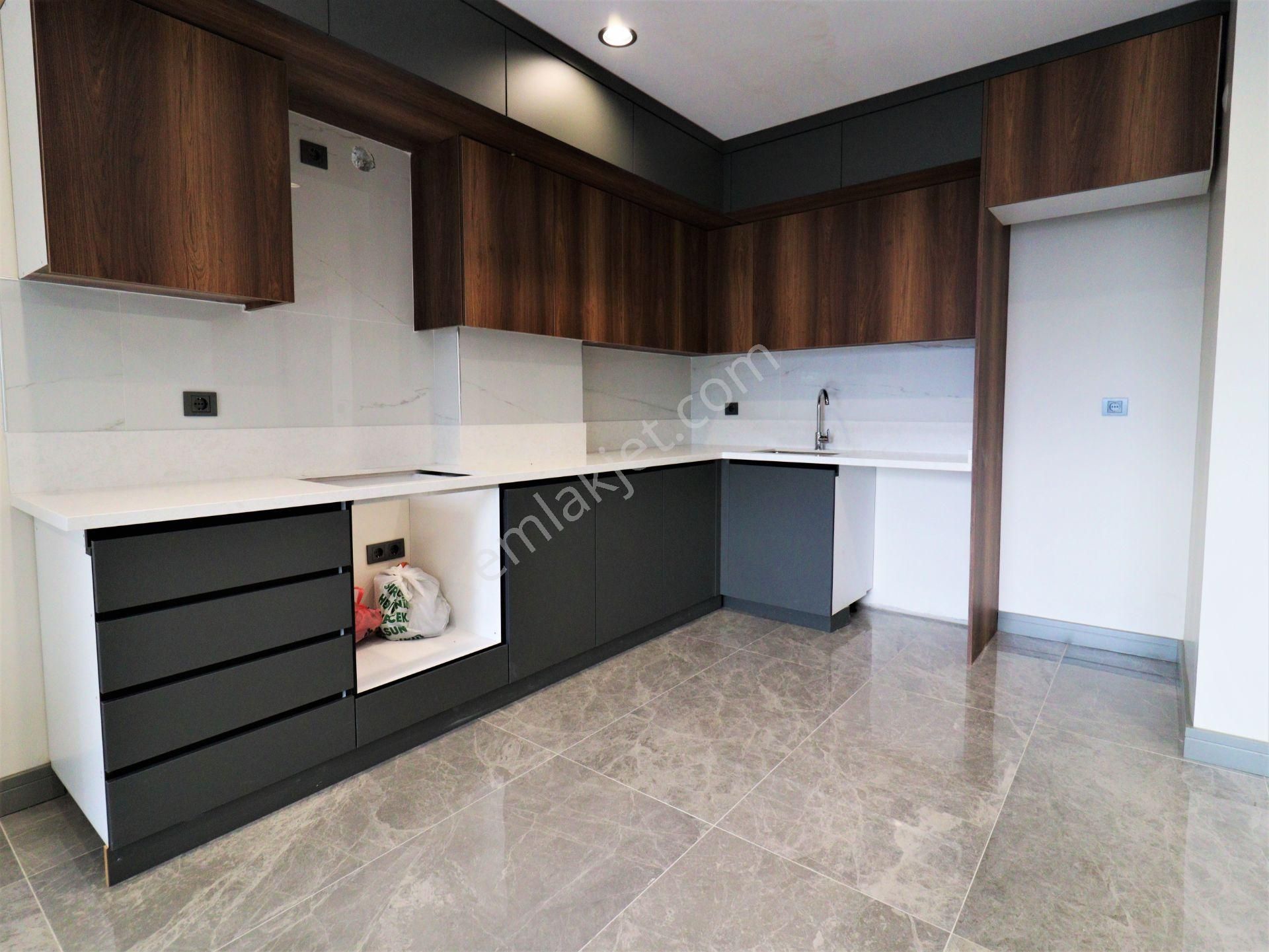 💎aygül'den💎burhaniye İçmeler'de Denize 50 Metre Ful Deniz Manzaralı Tam Bağımsız 4+1 Satılık Villa - Görsel 4