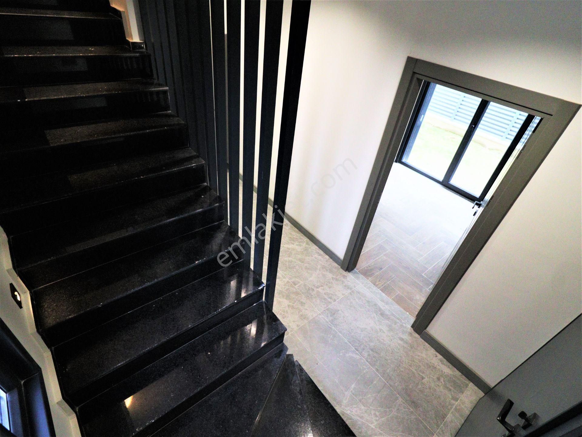 💎aygül'den💎burhaniye İçmeler'de Denize 50 Metre Ful Deniz Manzaralı Tam Bağımsız 4+1 Satılık Villa - Görsel 13