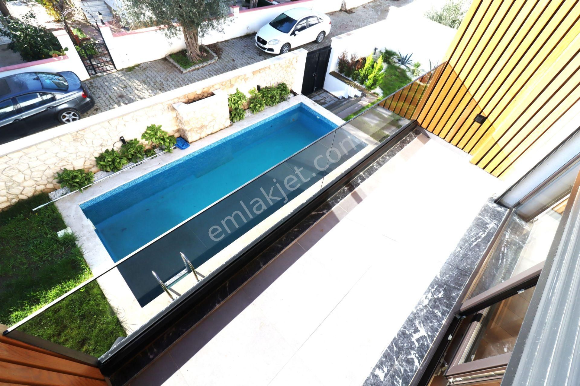 Güre'de Aygül'den Sıfır Tam Bağımsız Havuzlu,saunalı,şömineli Ultra Lüks 4+1 Satılık Müstakil Villa - Görsel 3