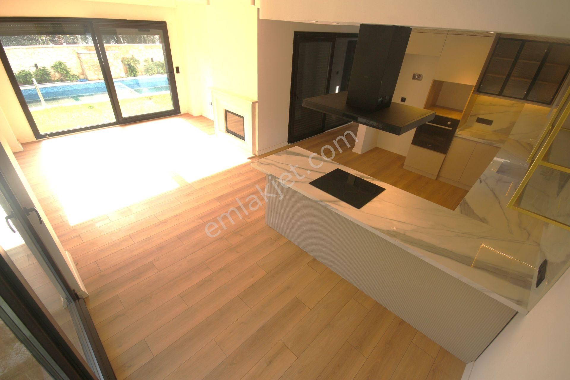 Güre'de Aygül'den Sıfır Tam Bağımsız Havuzlu,saunalı,şömineli Ultra Lüks 4+1 Satılık Müstakil Villa - Görsel 9