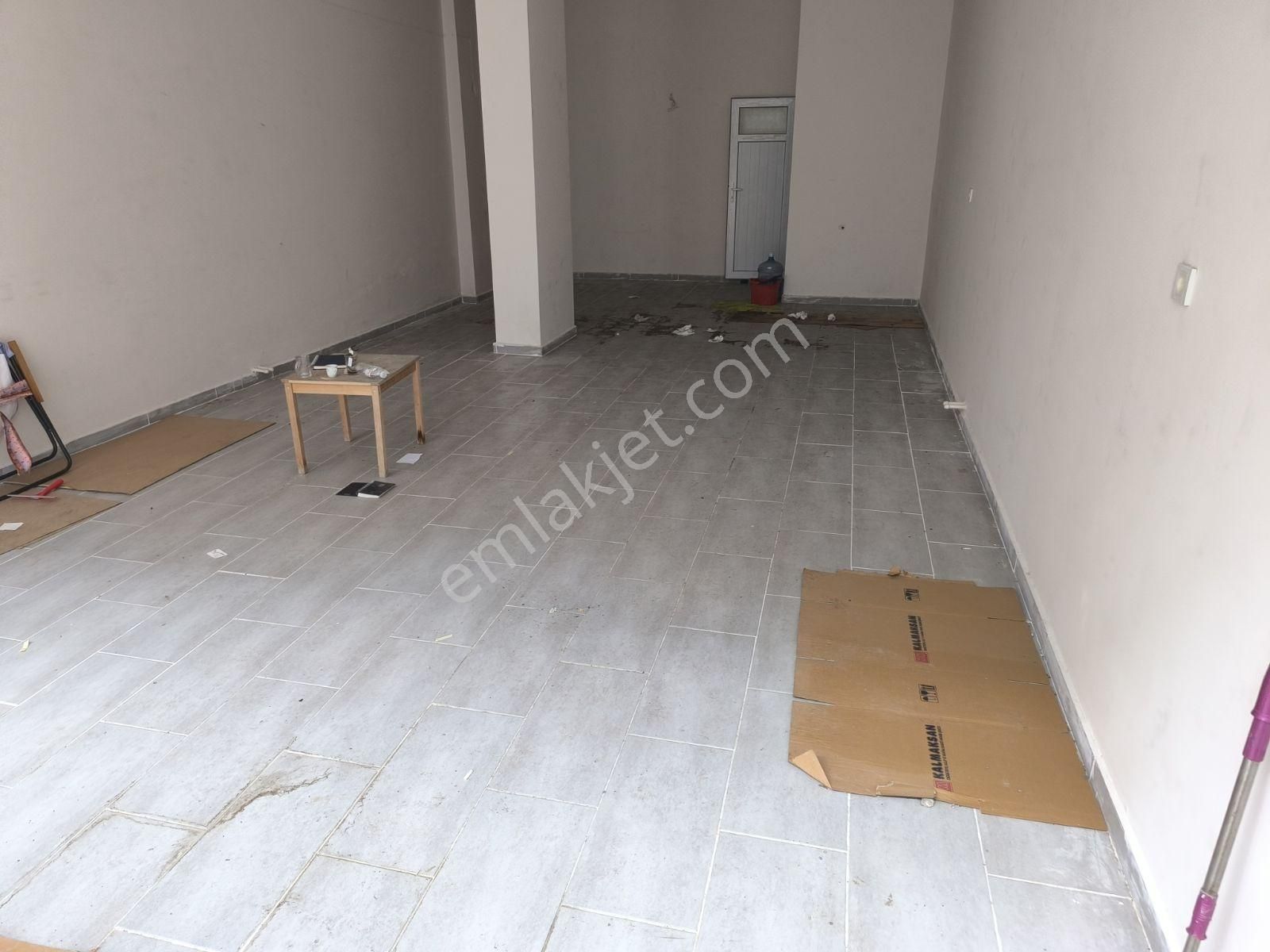 Manisa Yunusemre Muradiye 2 Yıllık 58 M2 Wc'li Dükkan 1.850.000 - Görsel 22