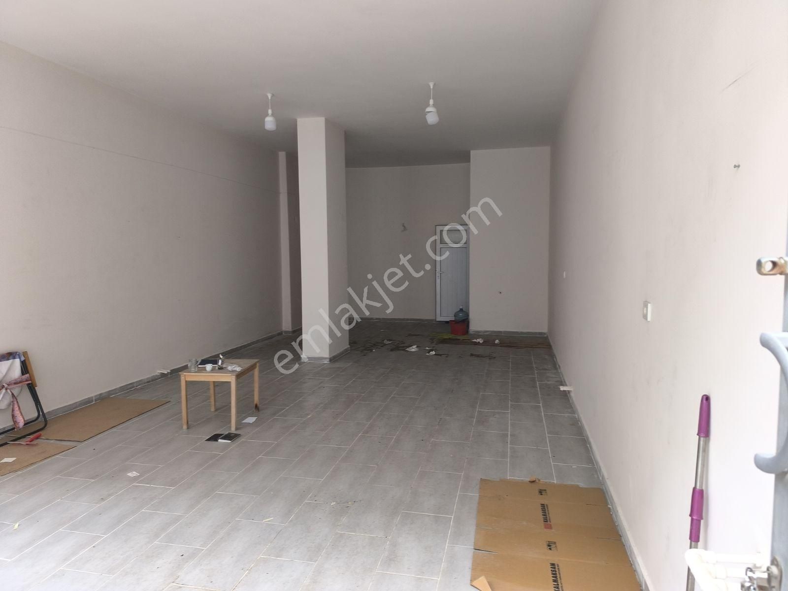 Manisa Yunusemre Muradiye 2 Yıllık 58 M2 Wc'li Dükkan 1.850.000 - Görsel 27