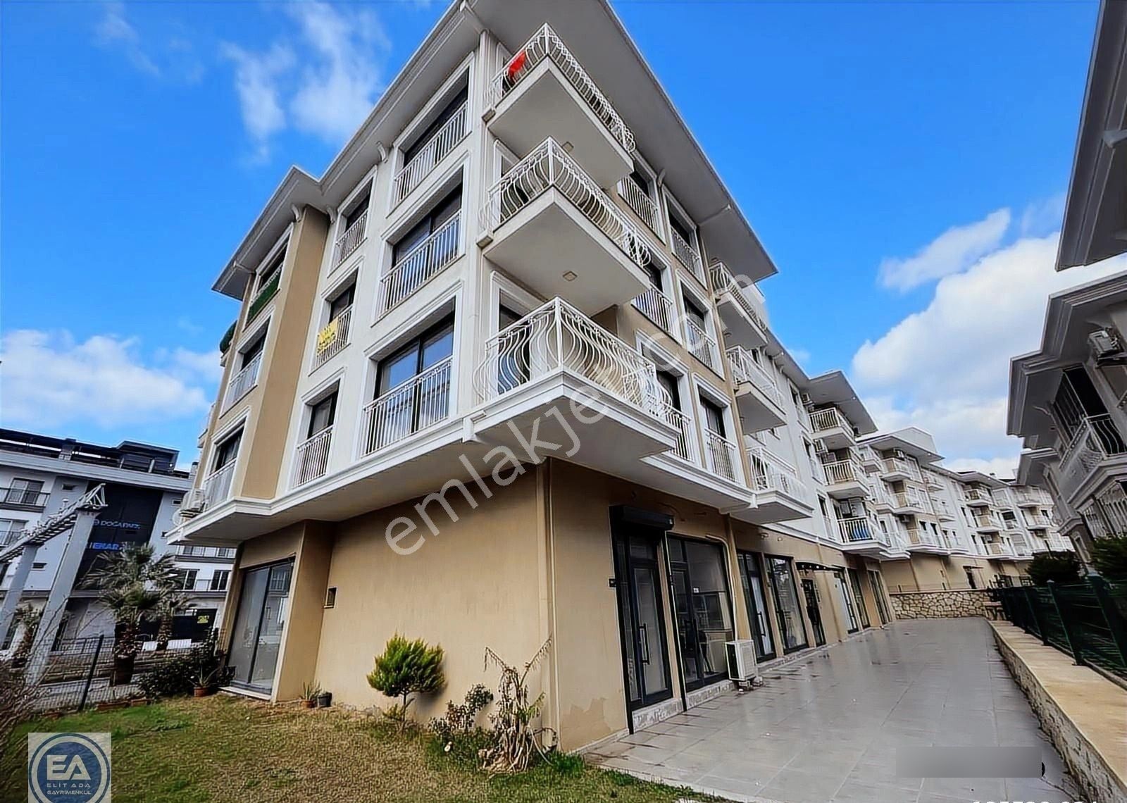 Kuşadası Davutlar Bölgesinde Ful Eşyalı Satılık Daire - Görsel 30