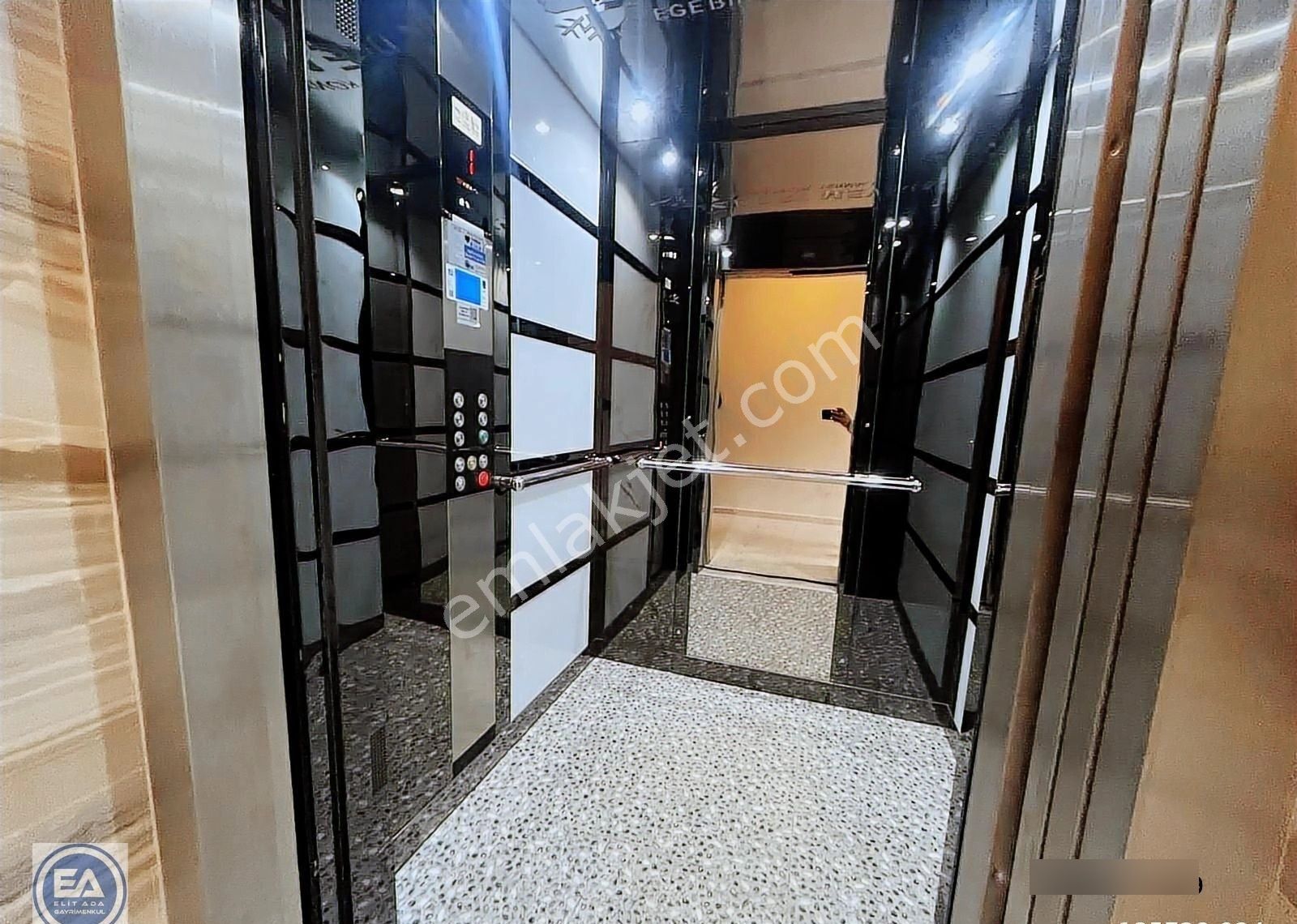 Kuşadası Davutlar Bölgesinde Ful Eşyalı Satılık Daire - Görsel 24