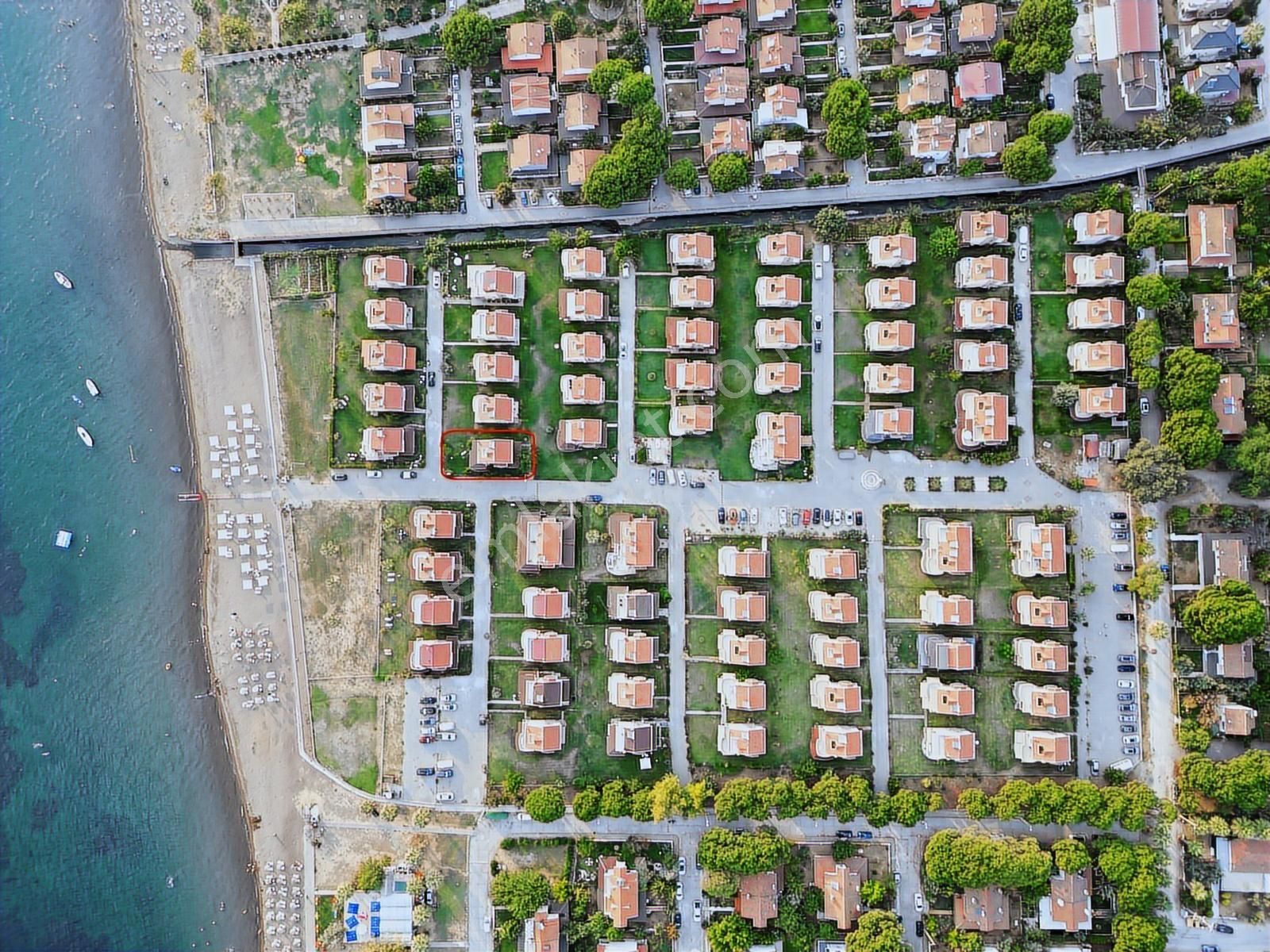 Borsemden Dikili Salihleraltında Denize 50 M Satılık Lüks Villa - Görsel 29