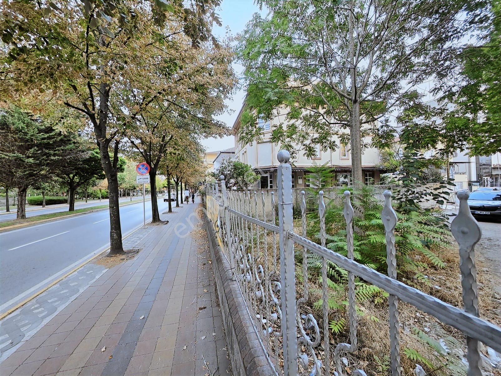 Kandıra Sapağı R.karacan Bulvarında 4 Kat İmarlı 300 M² Arsa