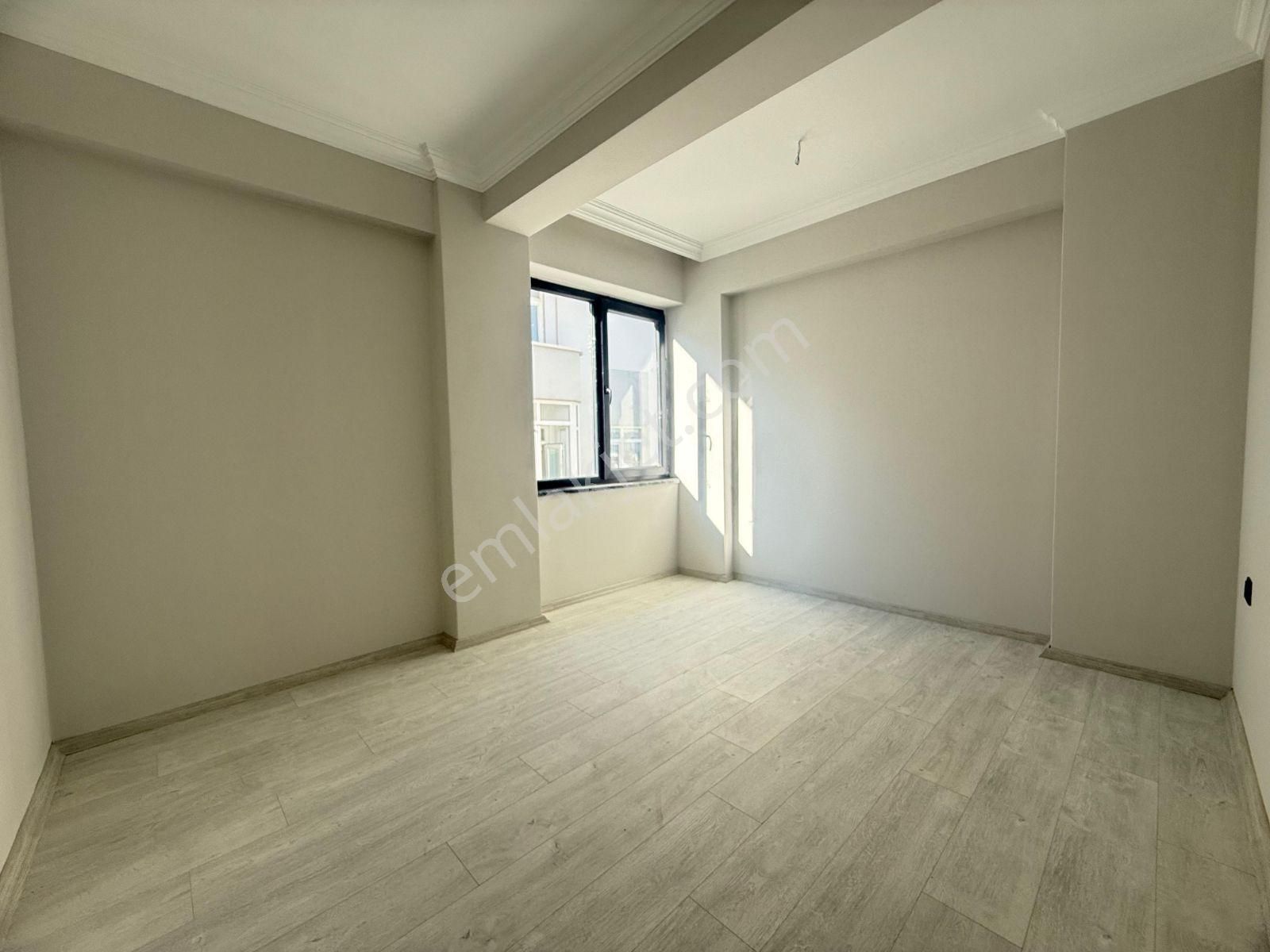 Damla Emlaktan Esenevler De 2+1 Lüks Daireler - Görsel 21